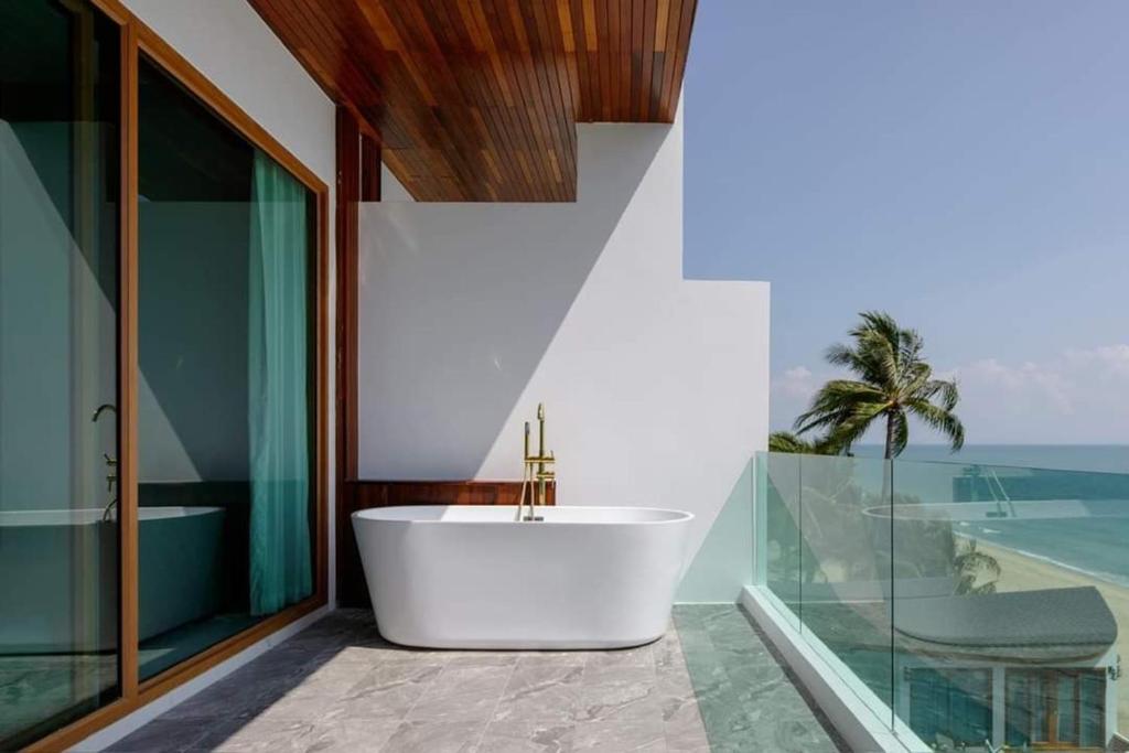 Double Deluxe Ocean View