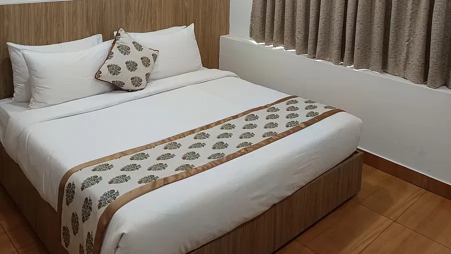 Double or Twin One Bed