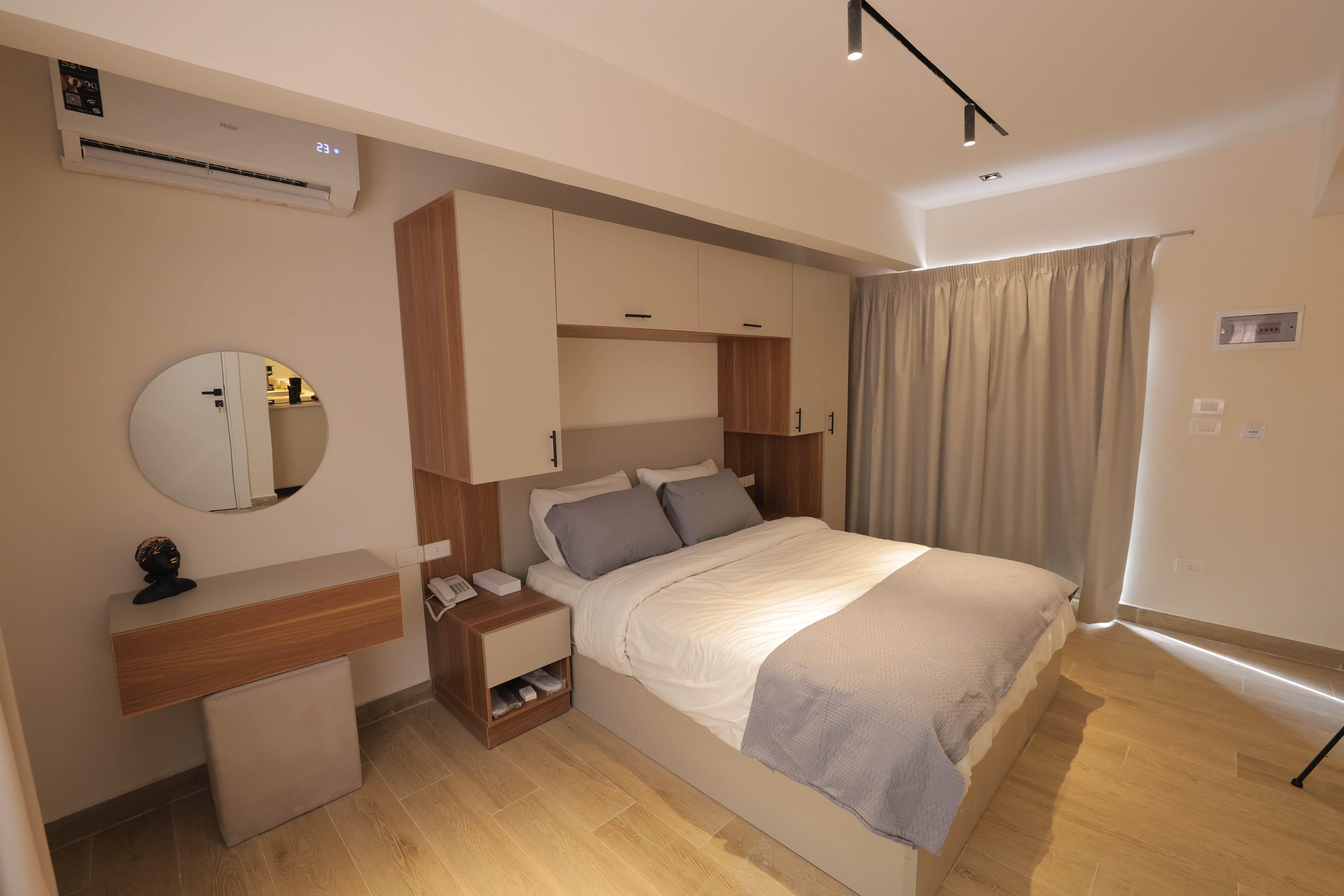 Single Superior Pool View