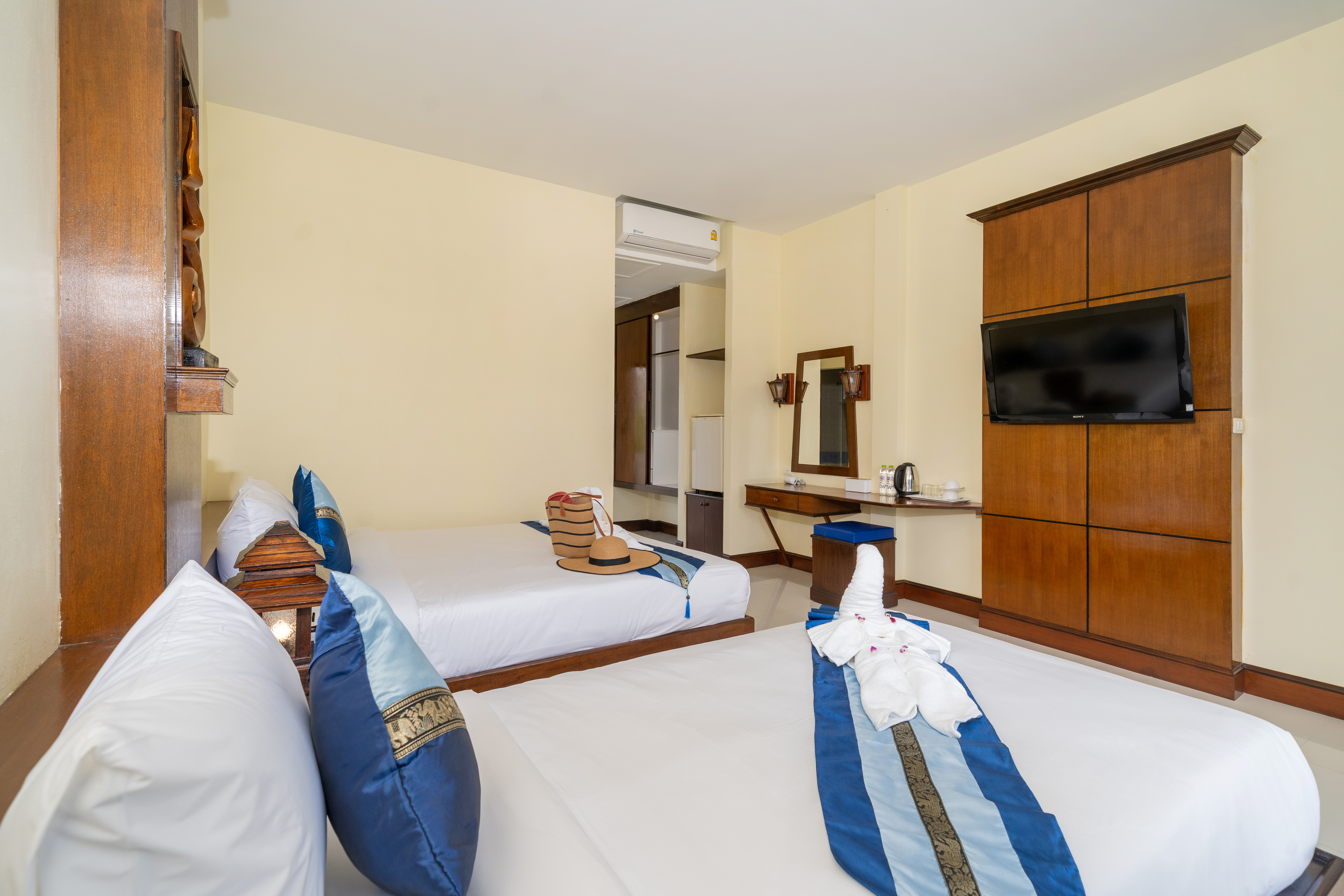 Family Room Deluxe Two Beds