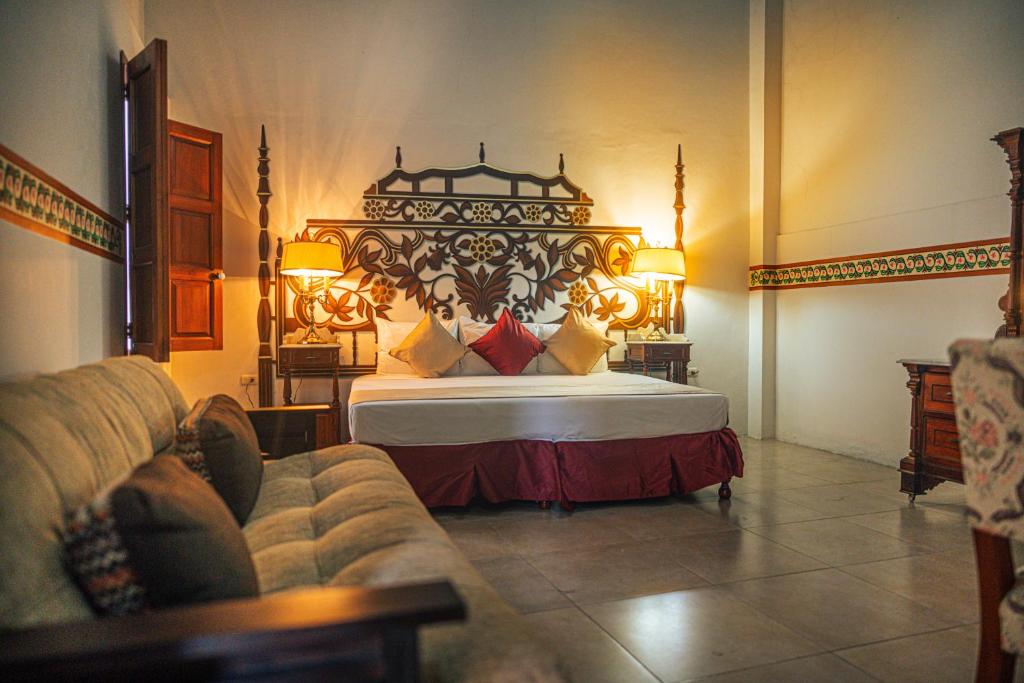 Room Deluxe King Bed