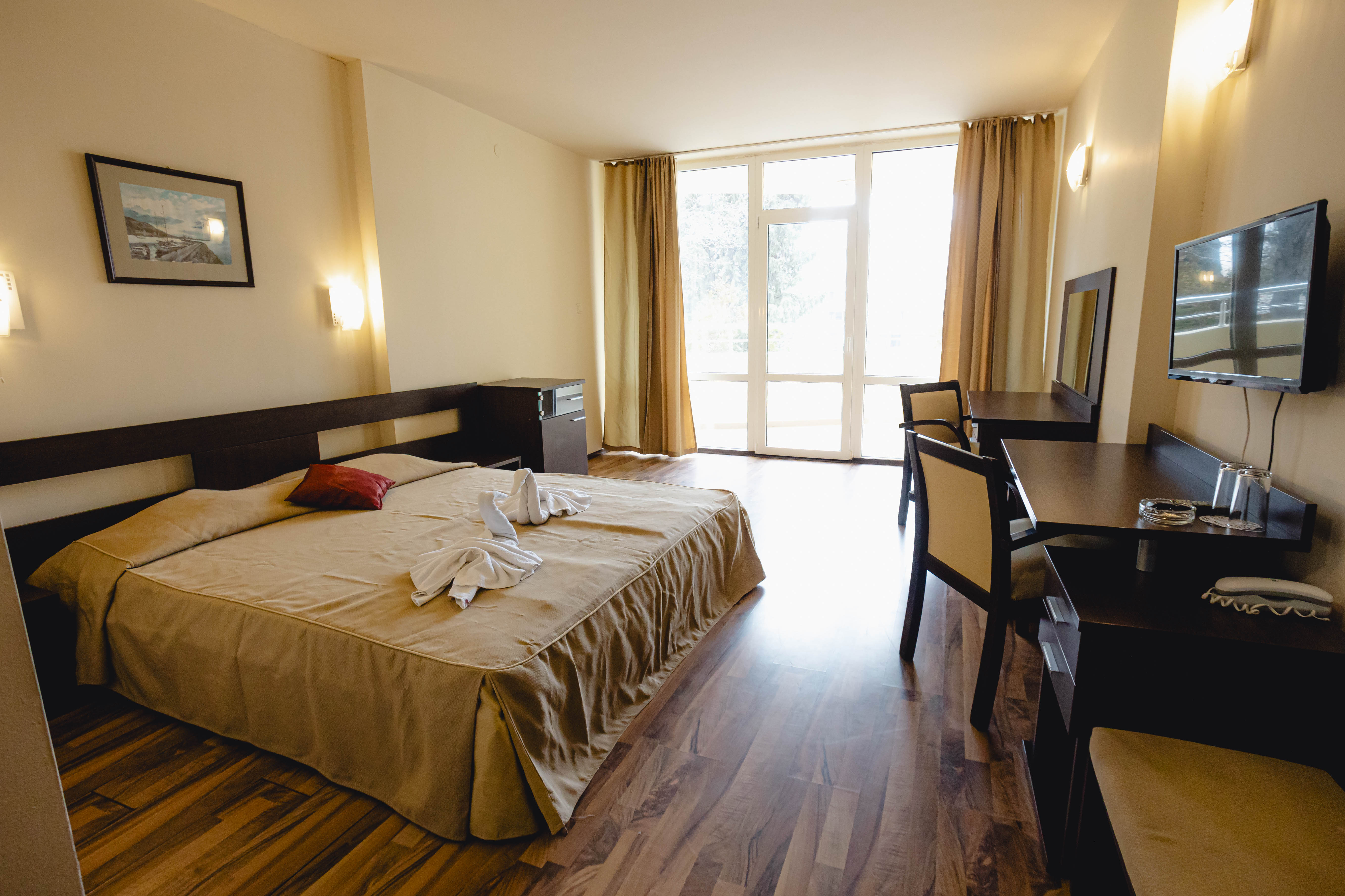 Double or Twin Standard