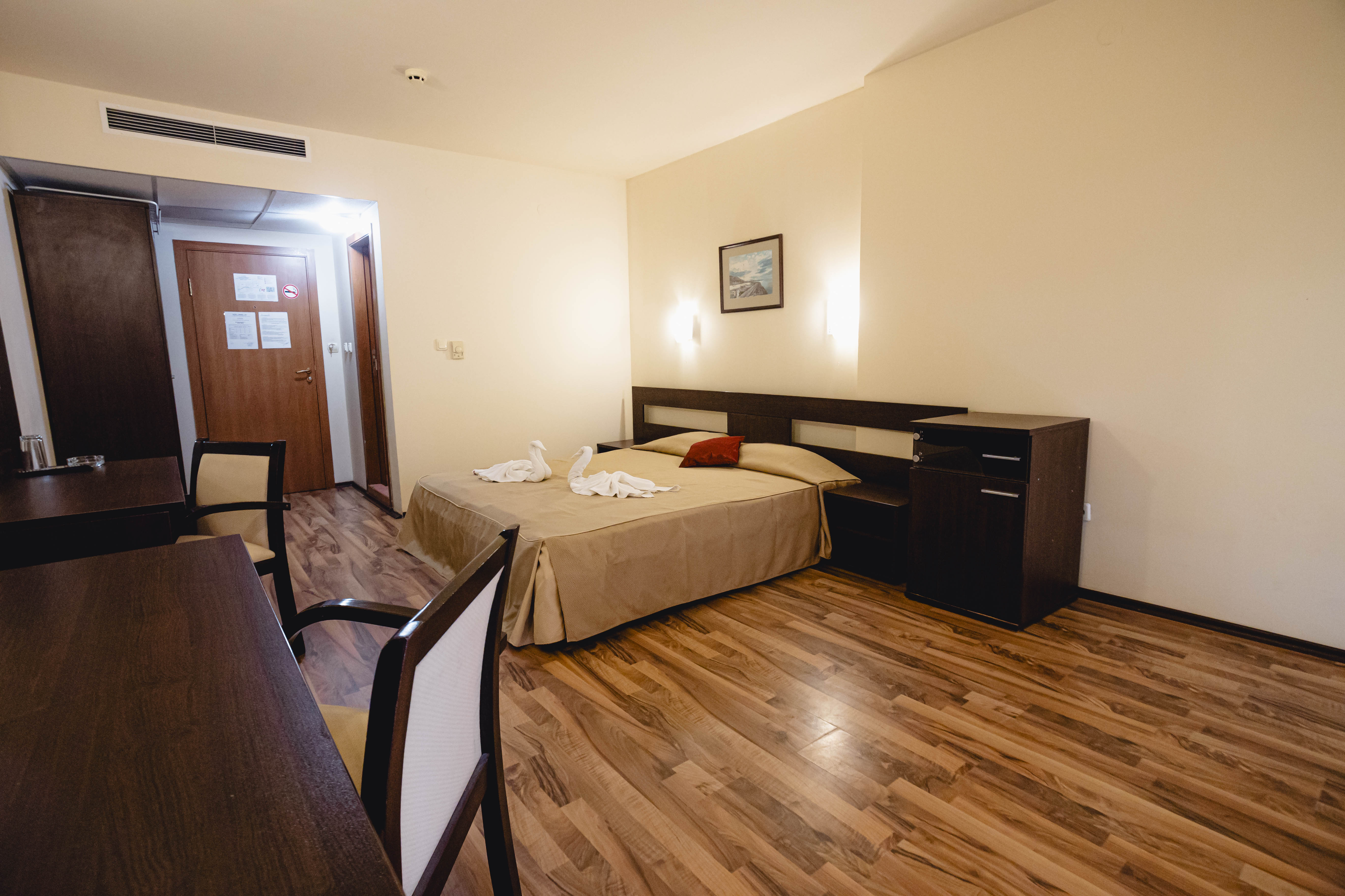 Double or Twin Standard