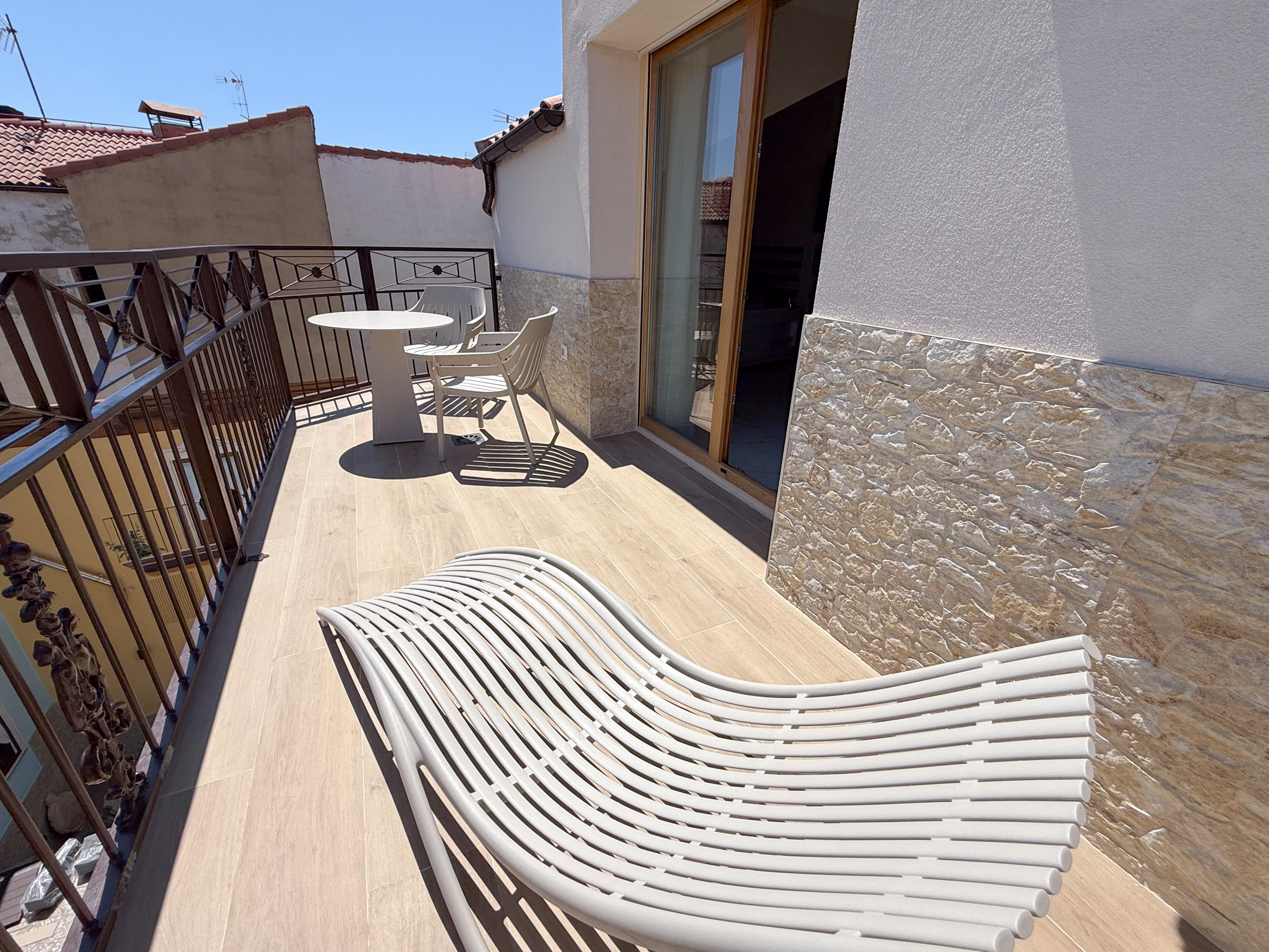 Suite Deluxe with Balcony