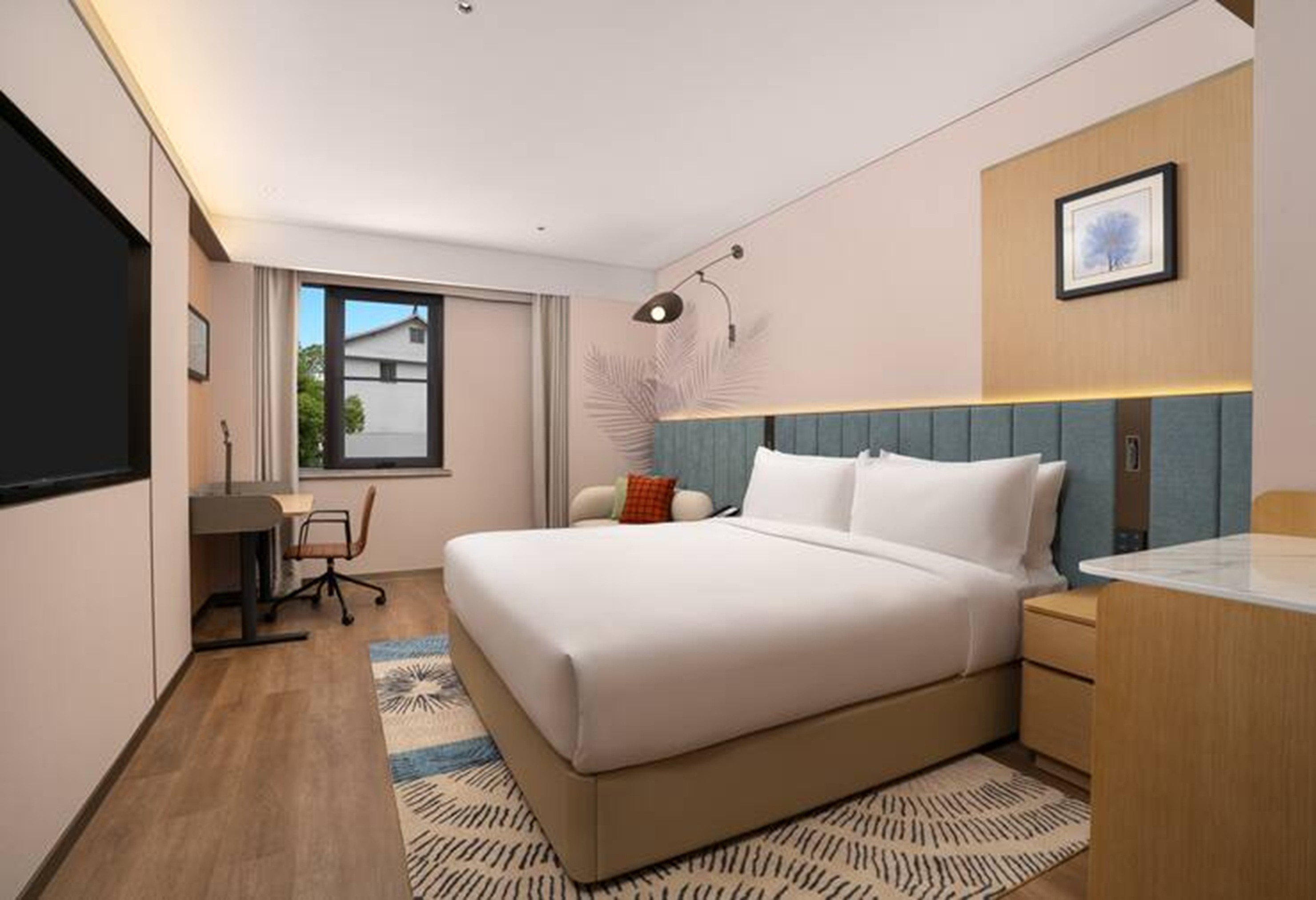 Double Guest Room King Bed