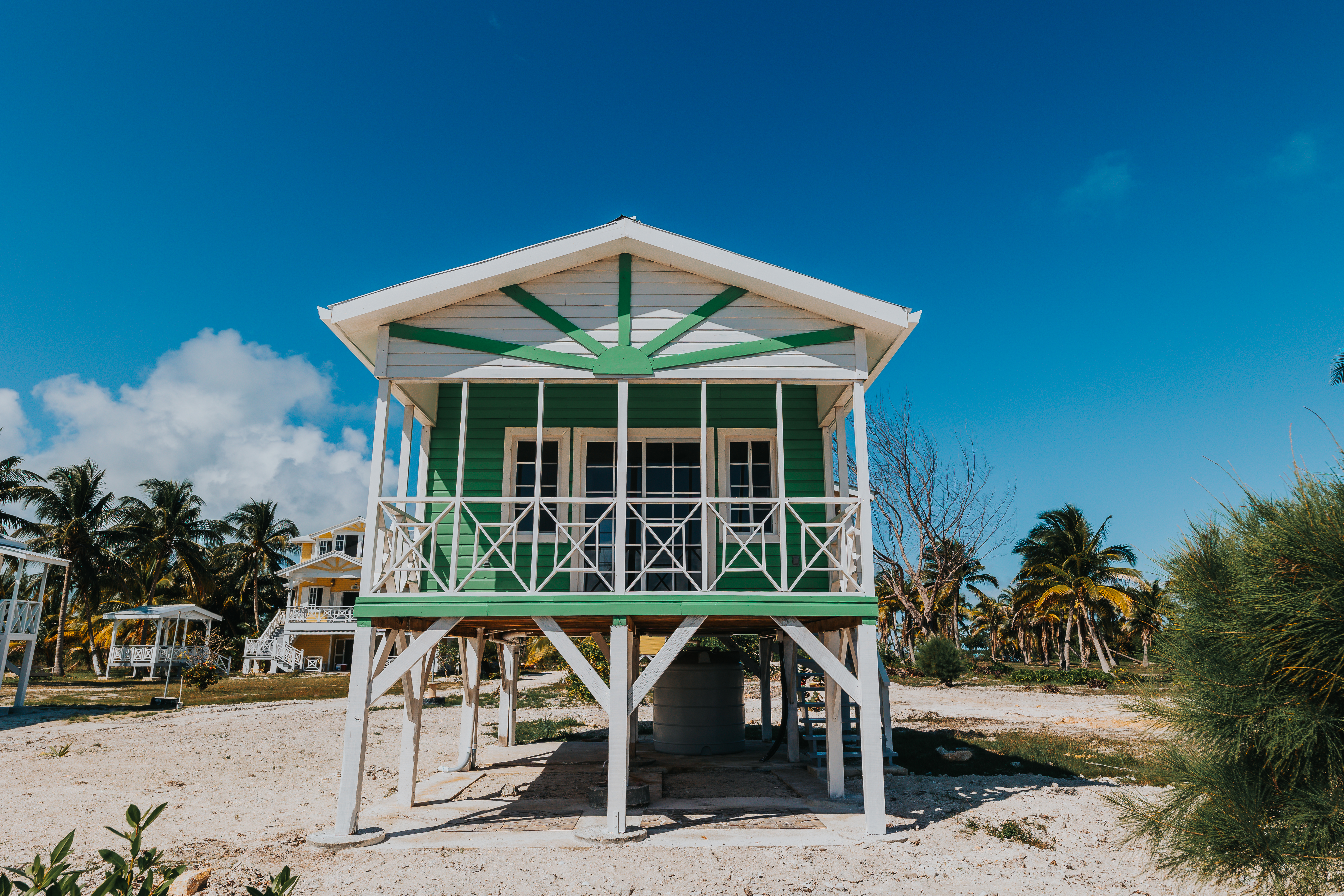 Double or Twin Deluxe Queen Bed