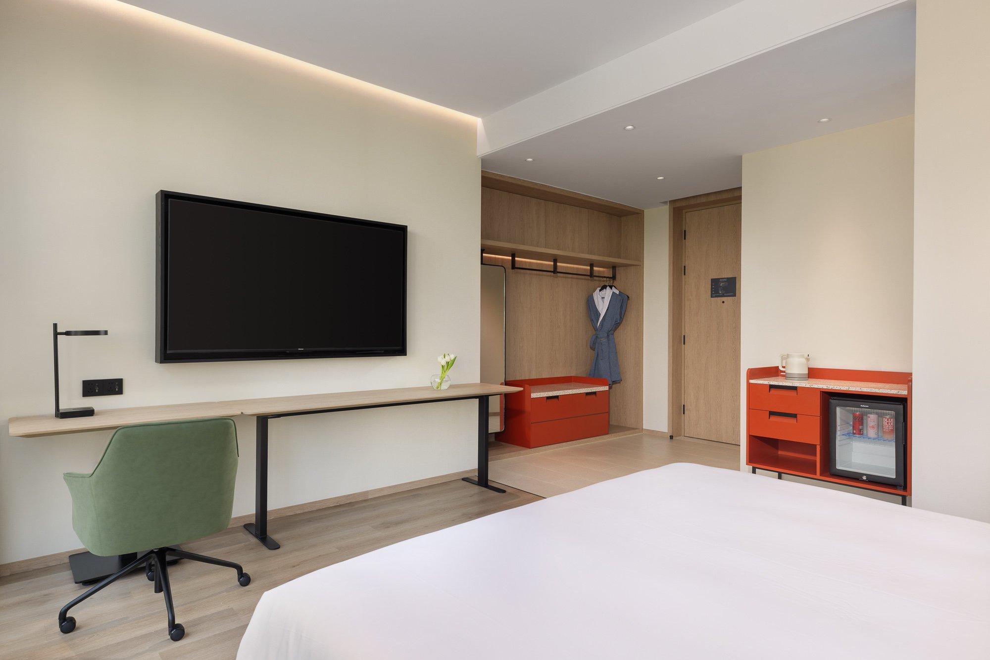 Double Premium City View