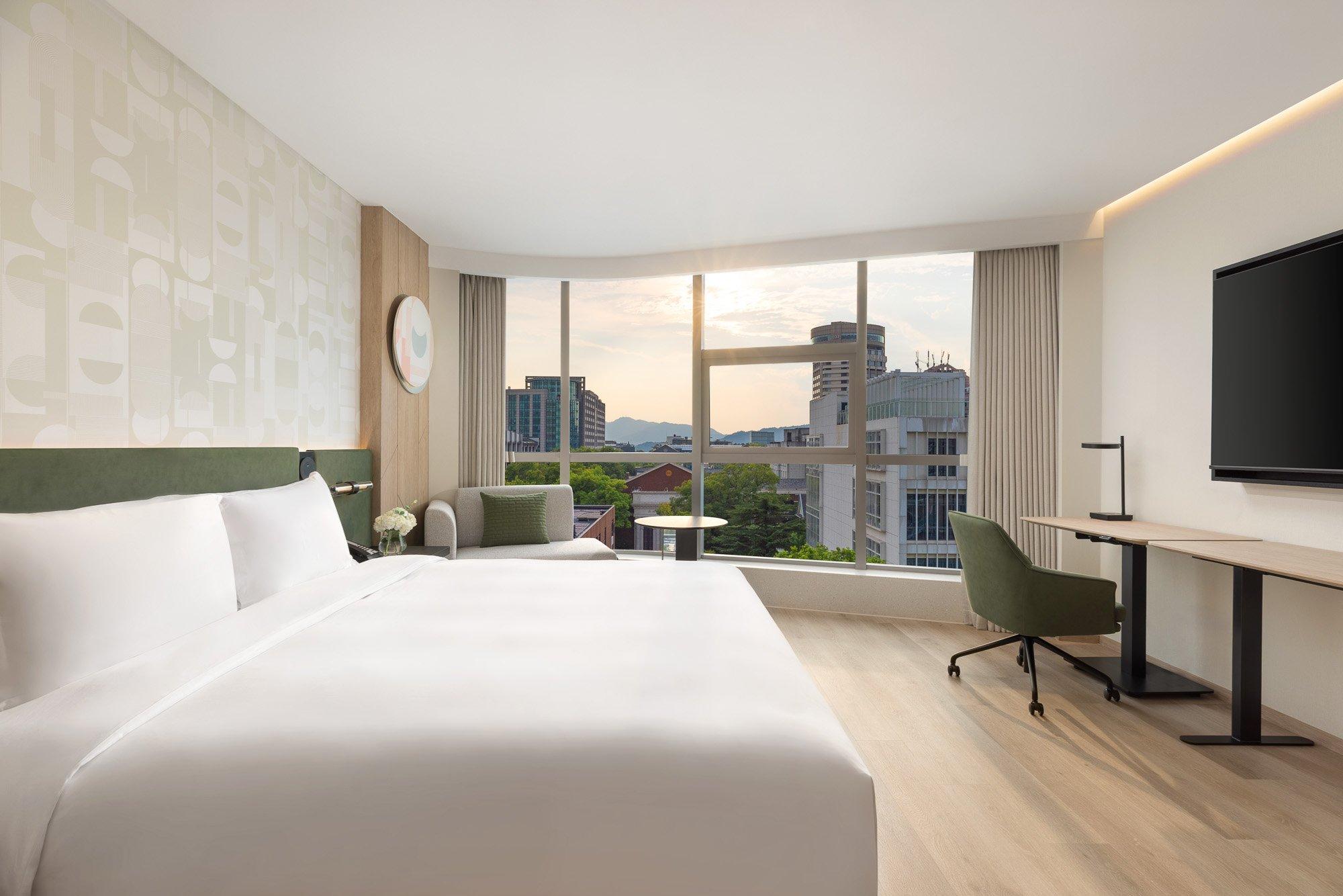 Double City View King Bed