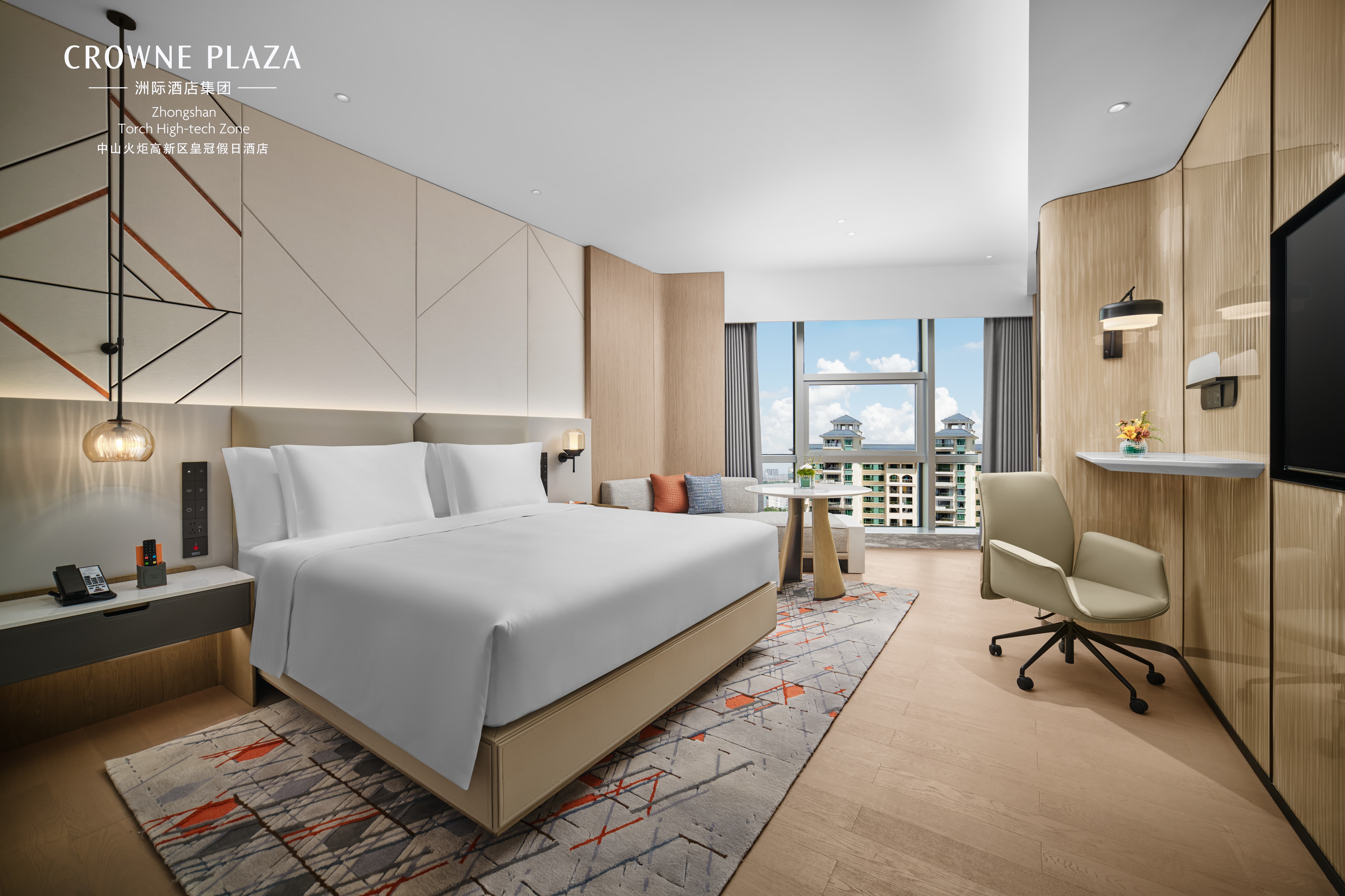 Double Accessible King Size Bed