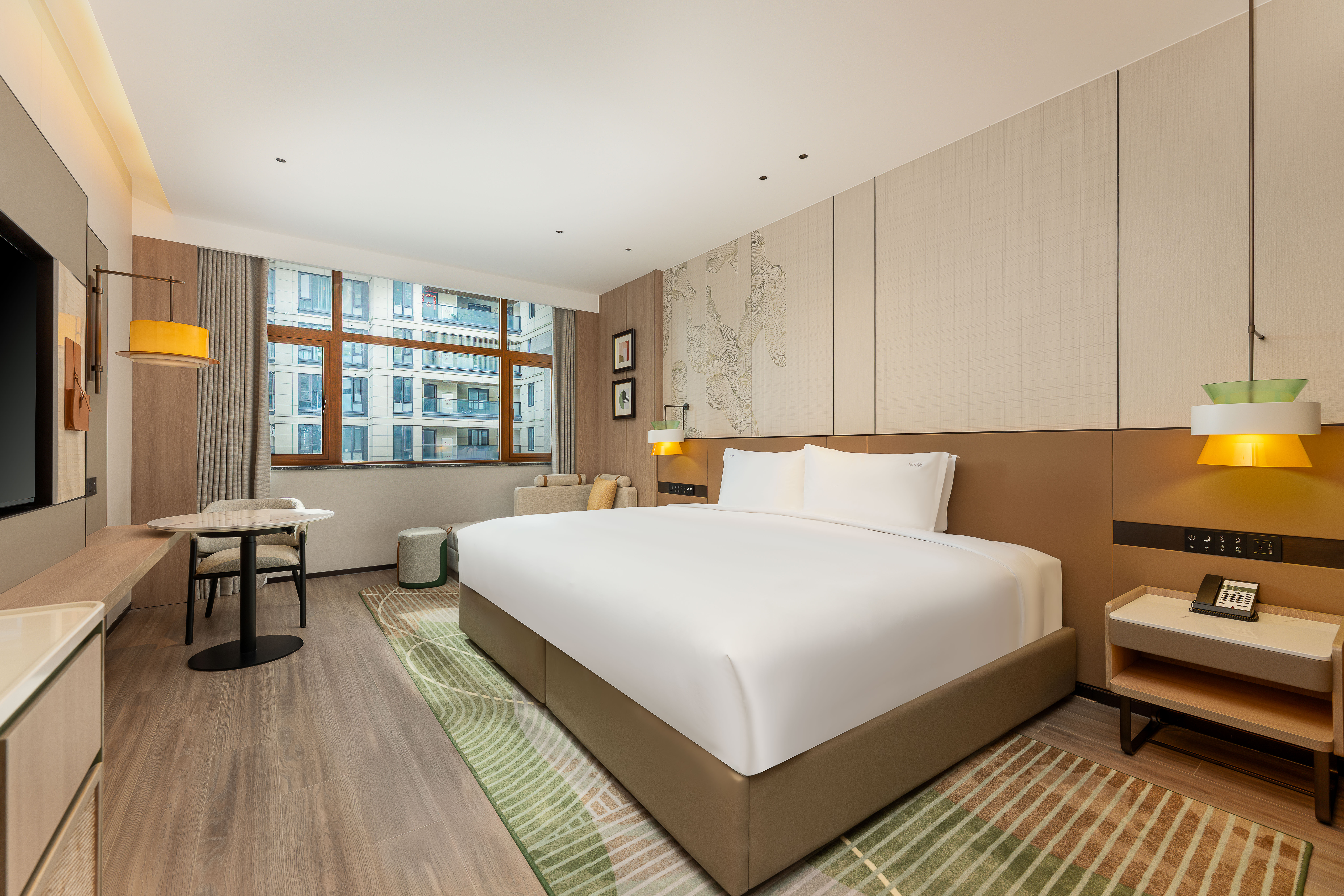 Double City View King Bed