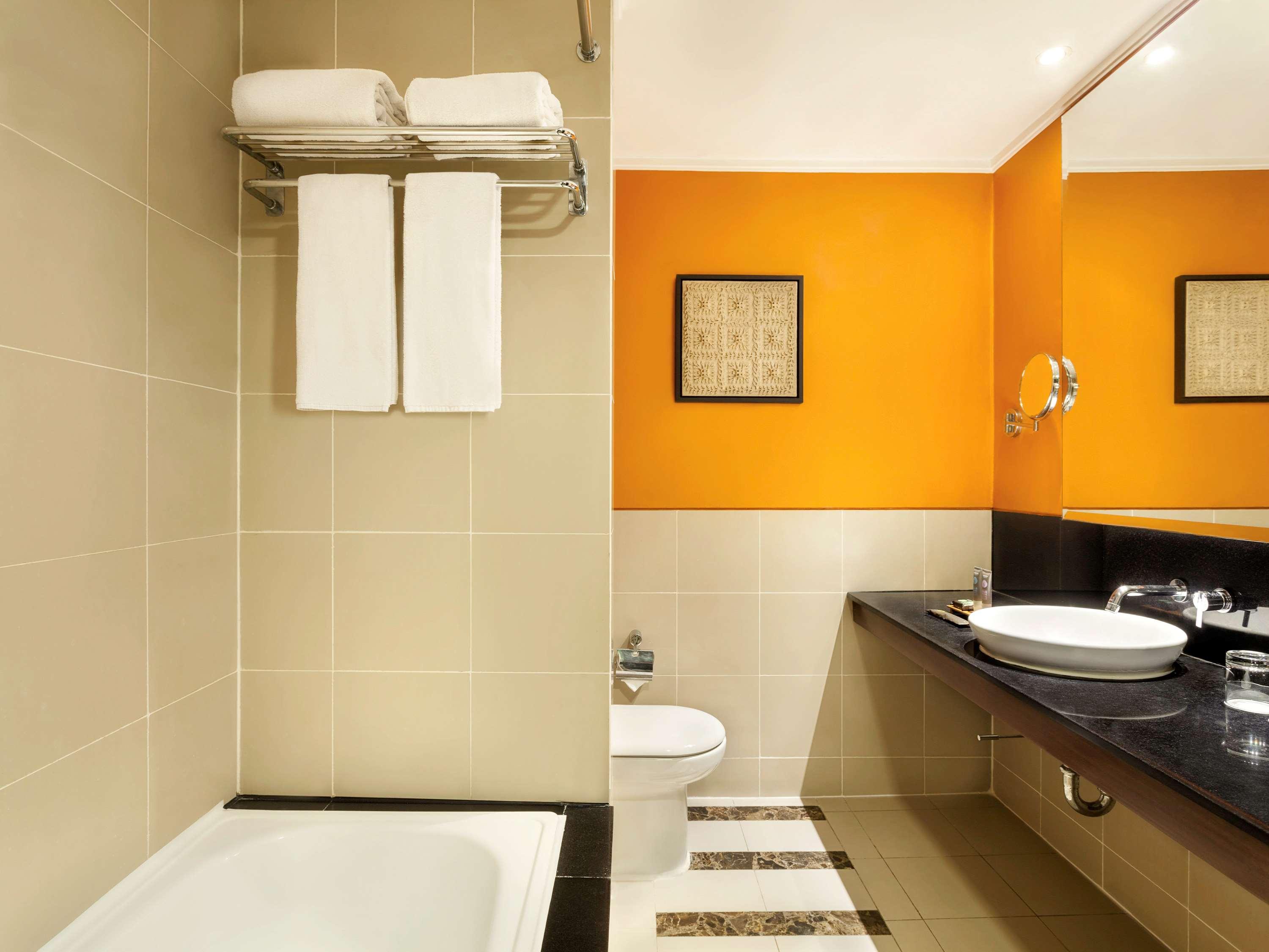 Double Queen Size Bed