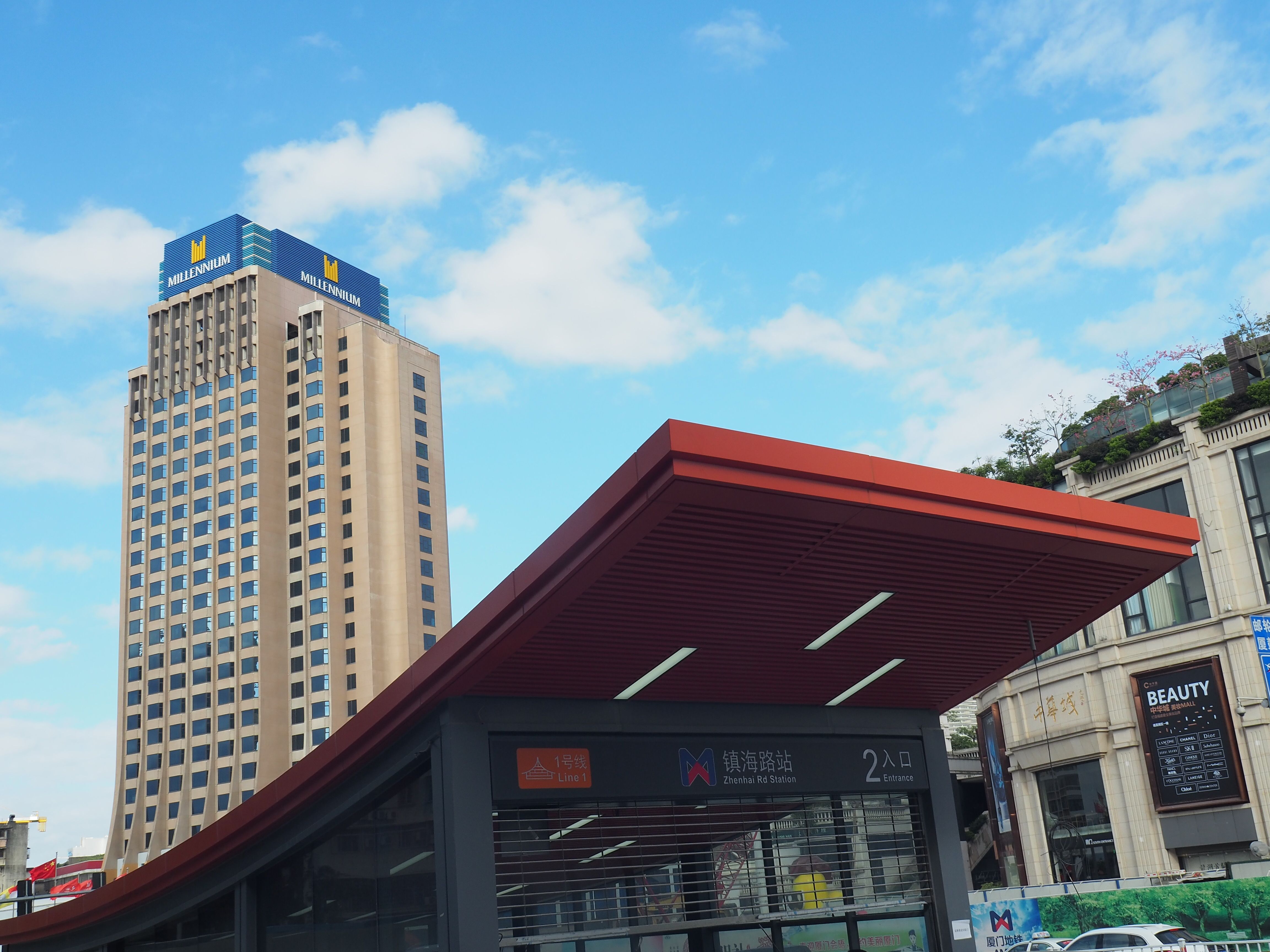 Double or Twin Deluxe