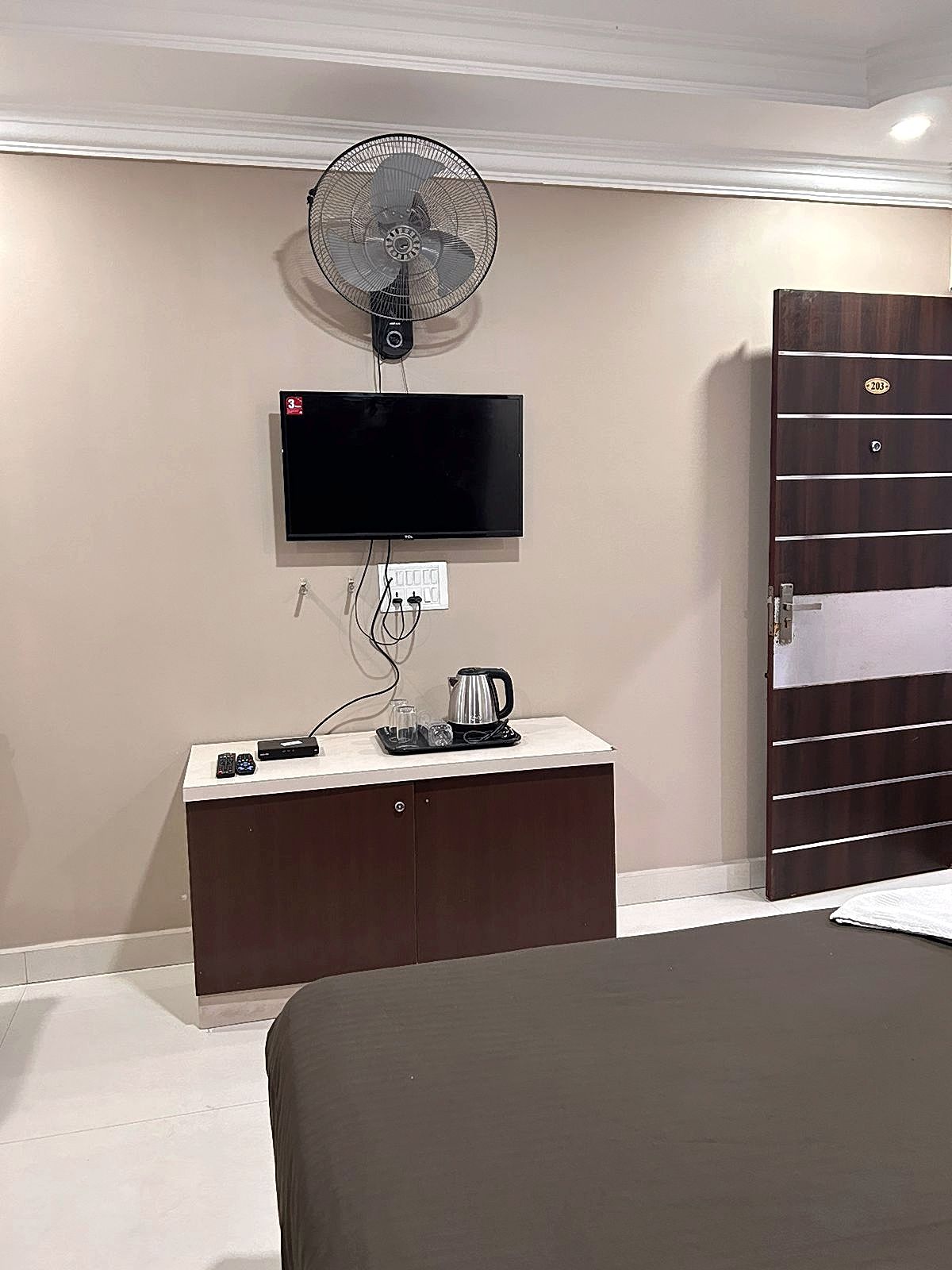 Double or Twin Deluxe Two Bedroom