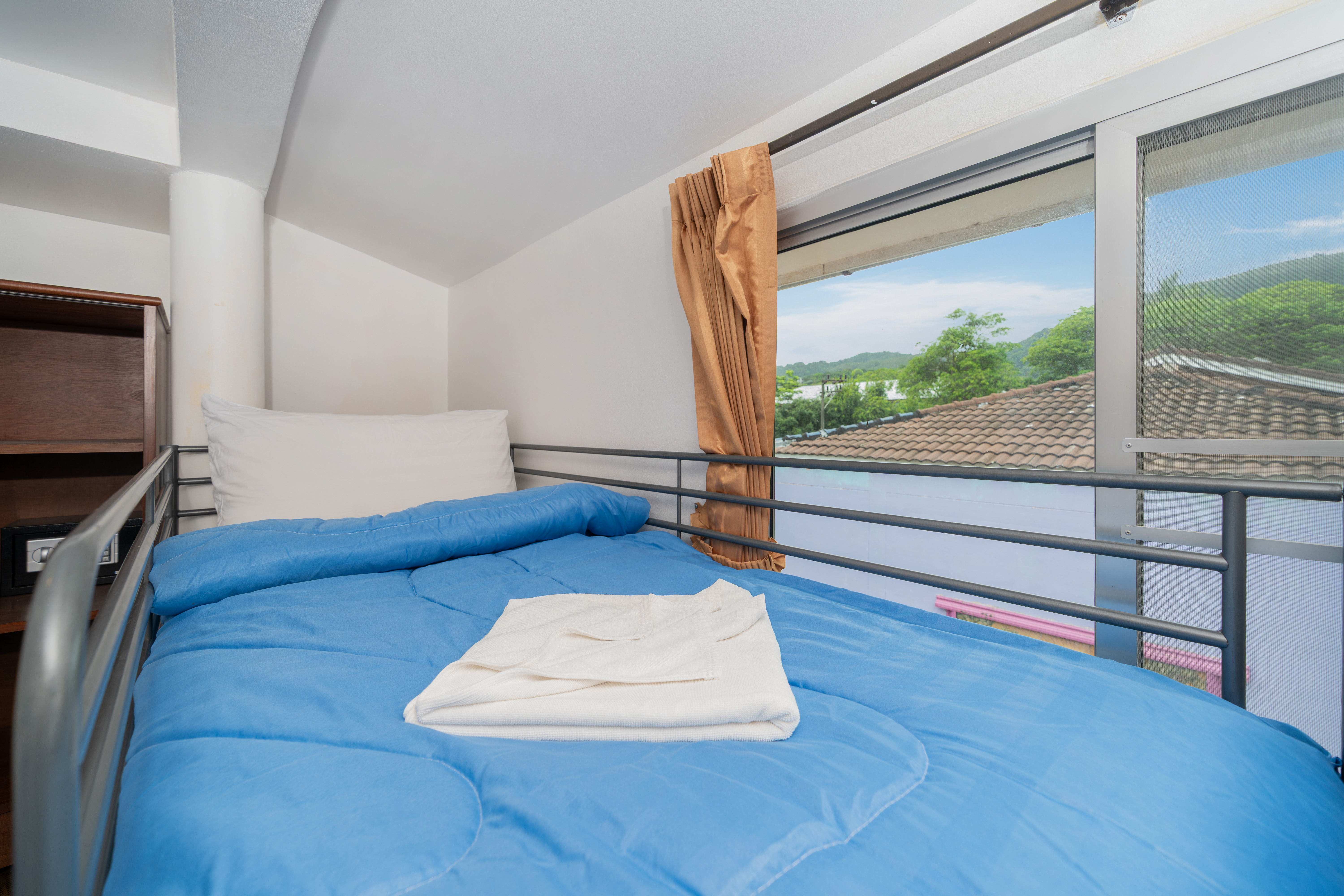 Family Room Two Beds