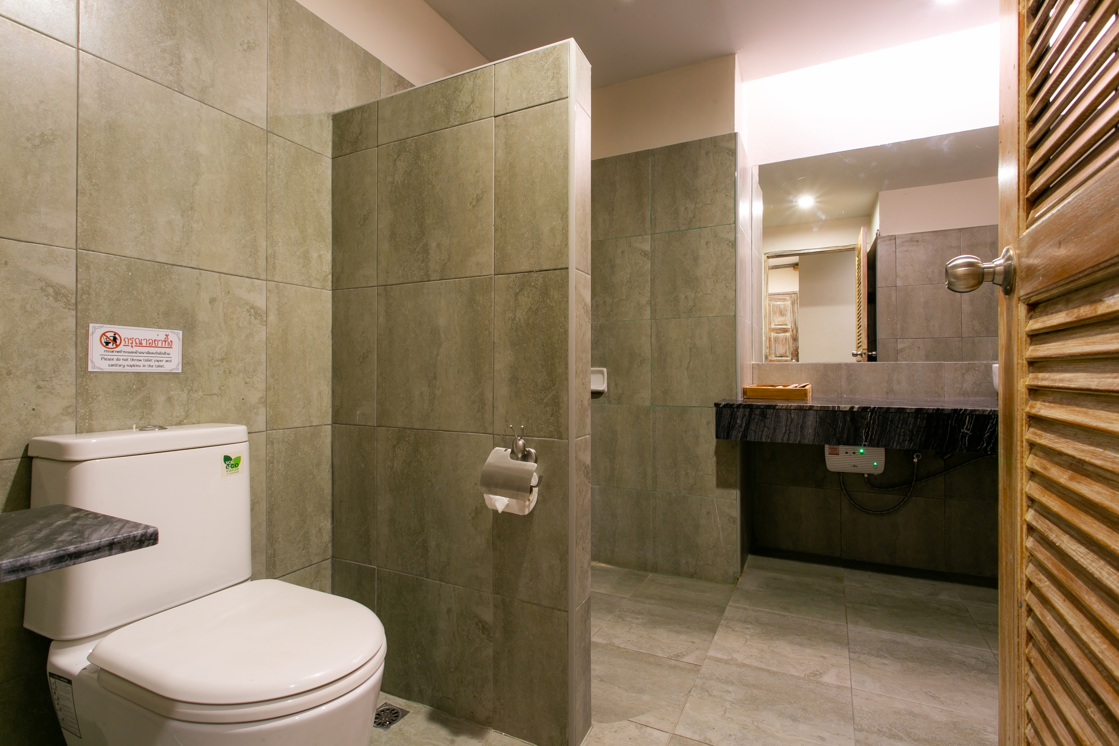 Double Deluxe Queen Bed