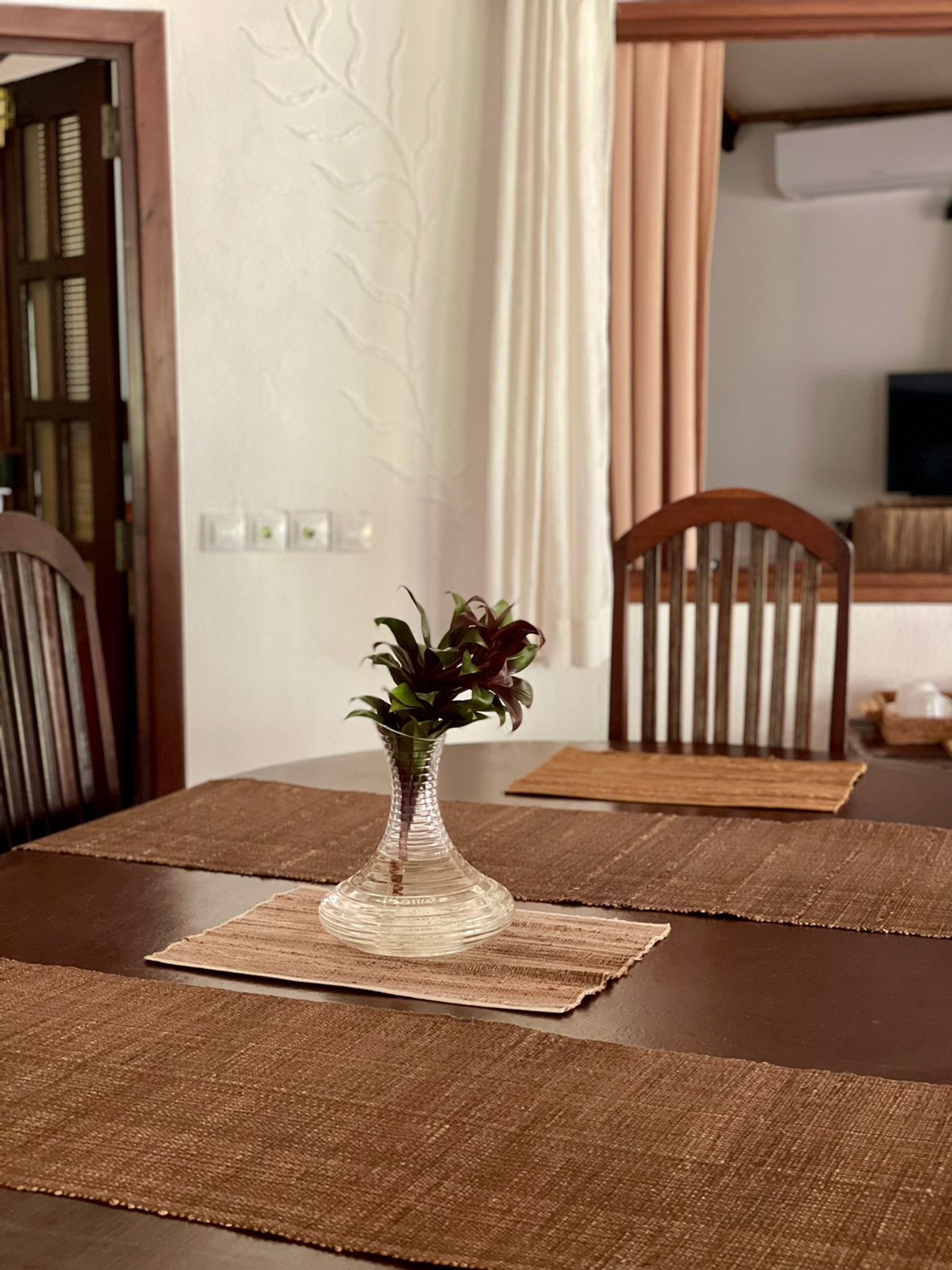 Family Room Capacity 4