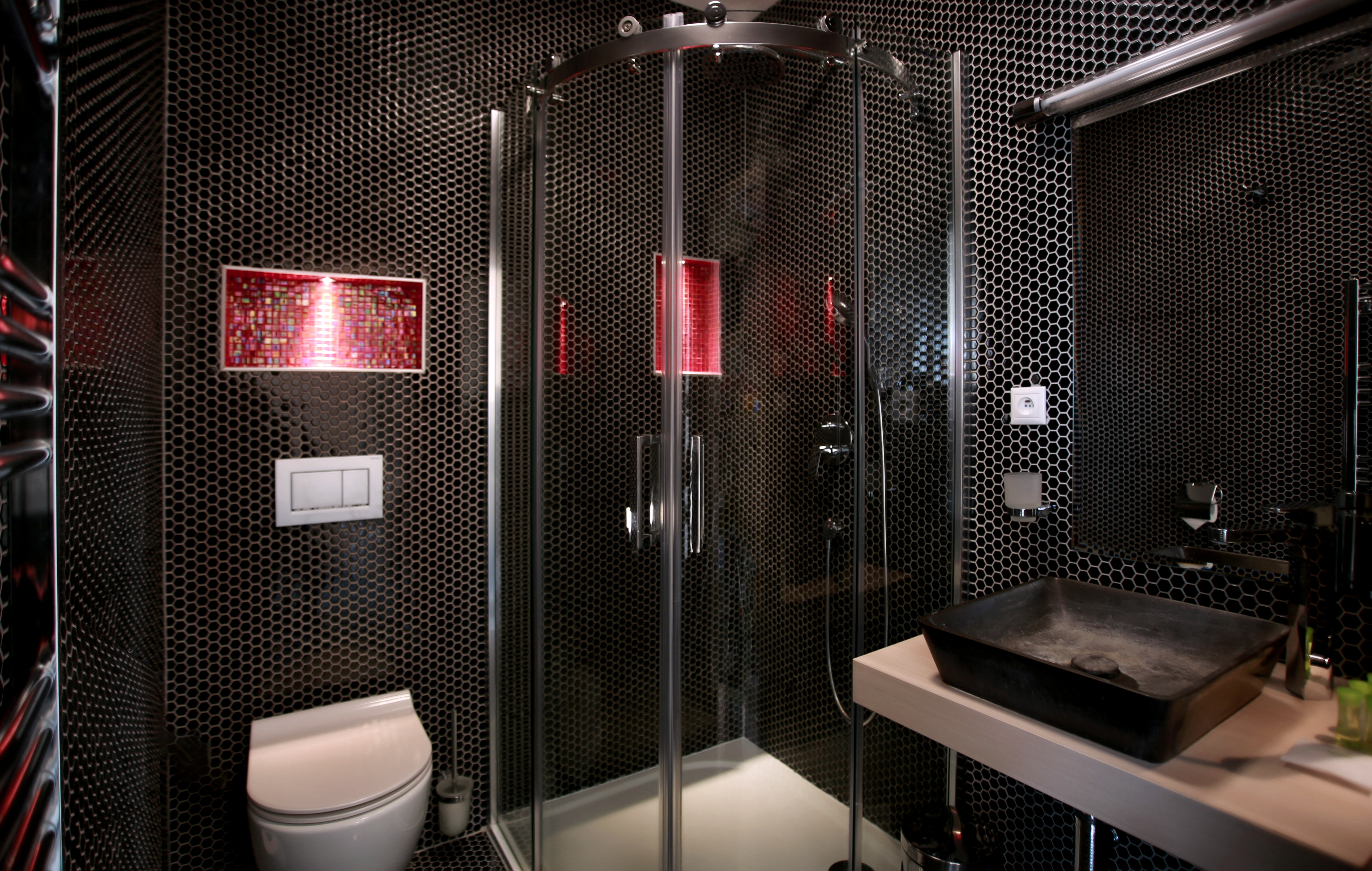 Double Queen Size Bed