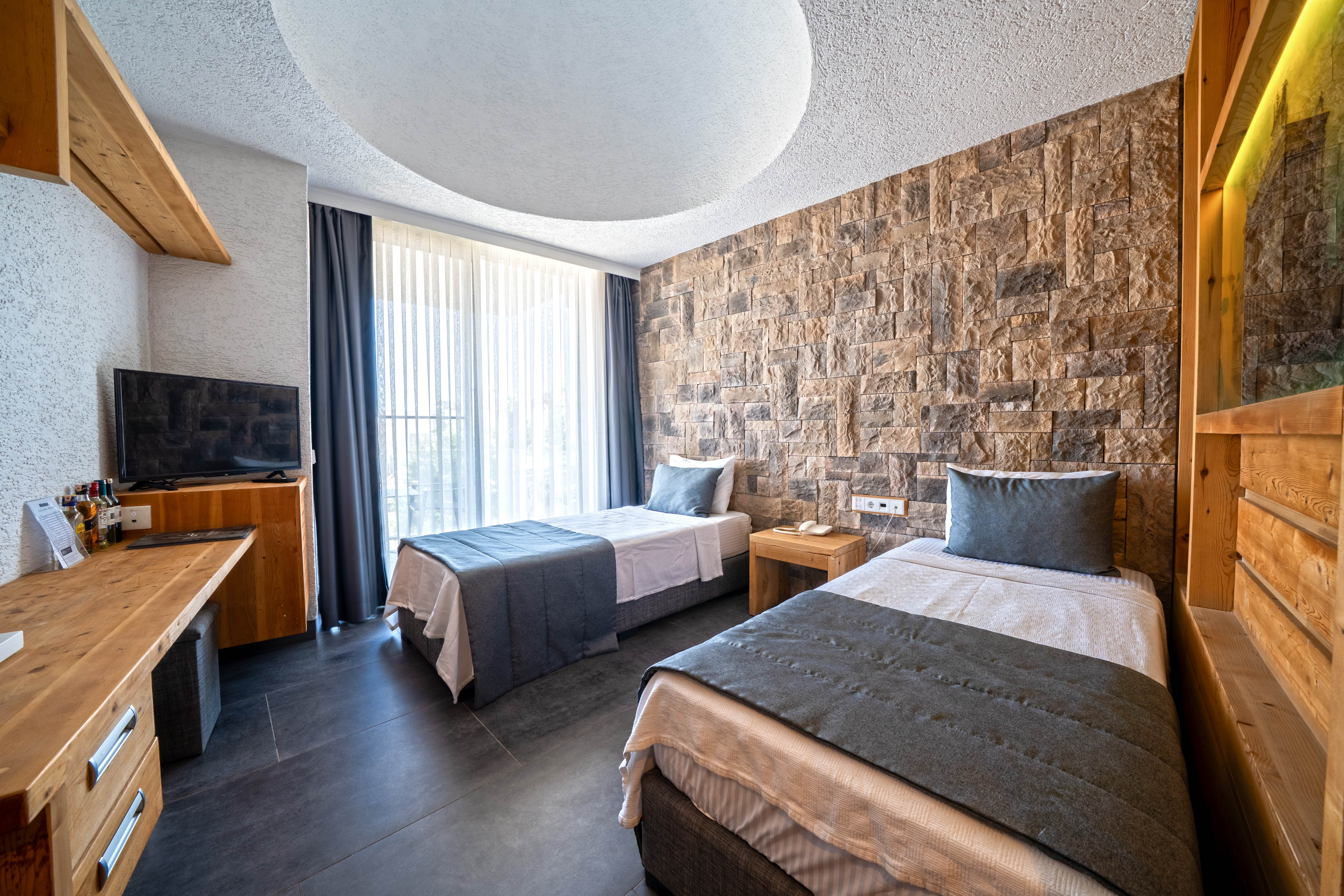 Double Single Superior King Bed