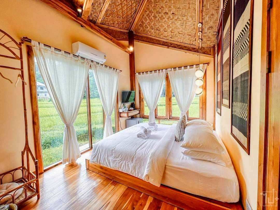 Double Deluxe One Bed