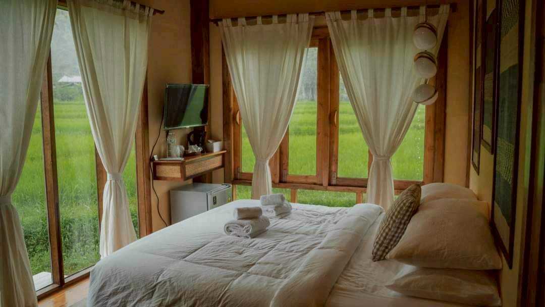 Double Deluxe One Bed