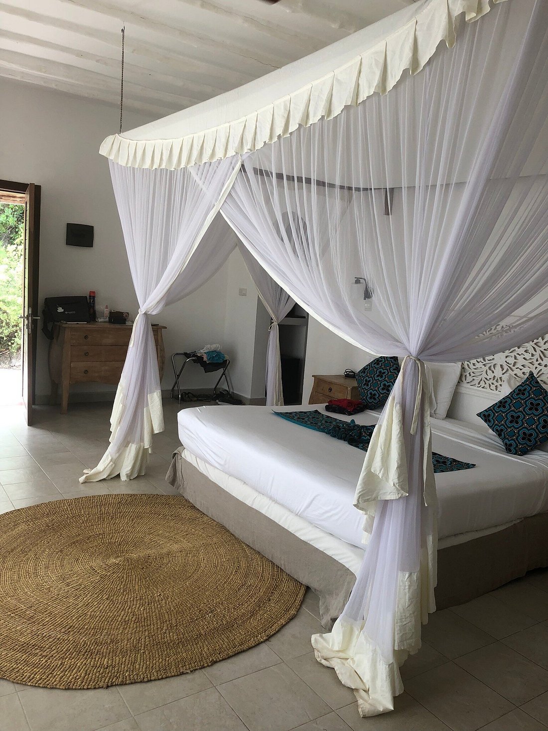 Double Single Economy