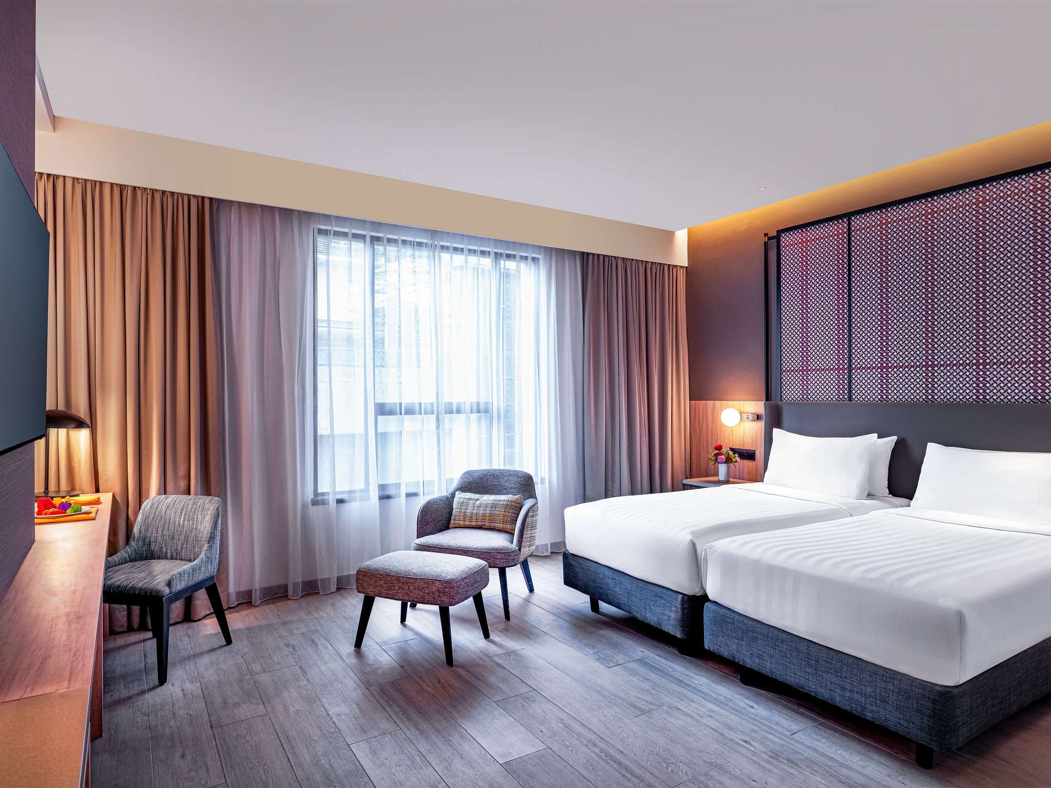 Twin Deluxe City View