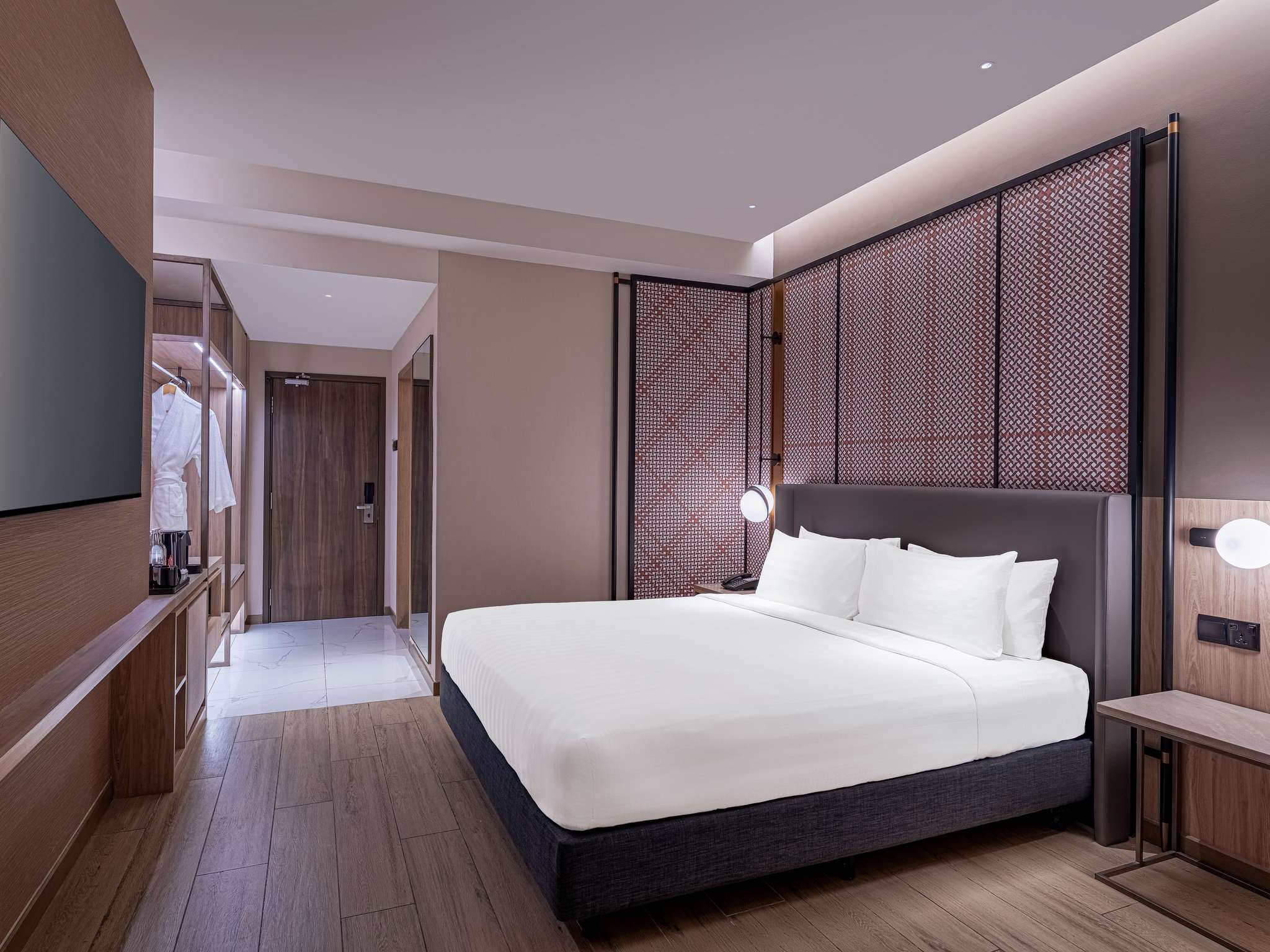 Double Superior King Bed