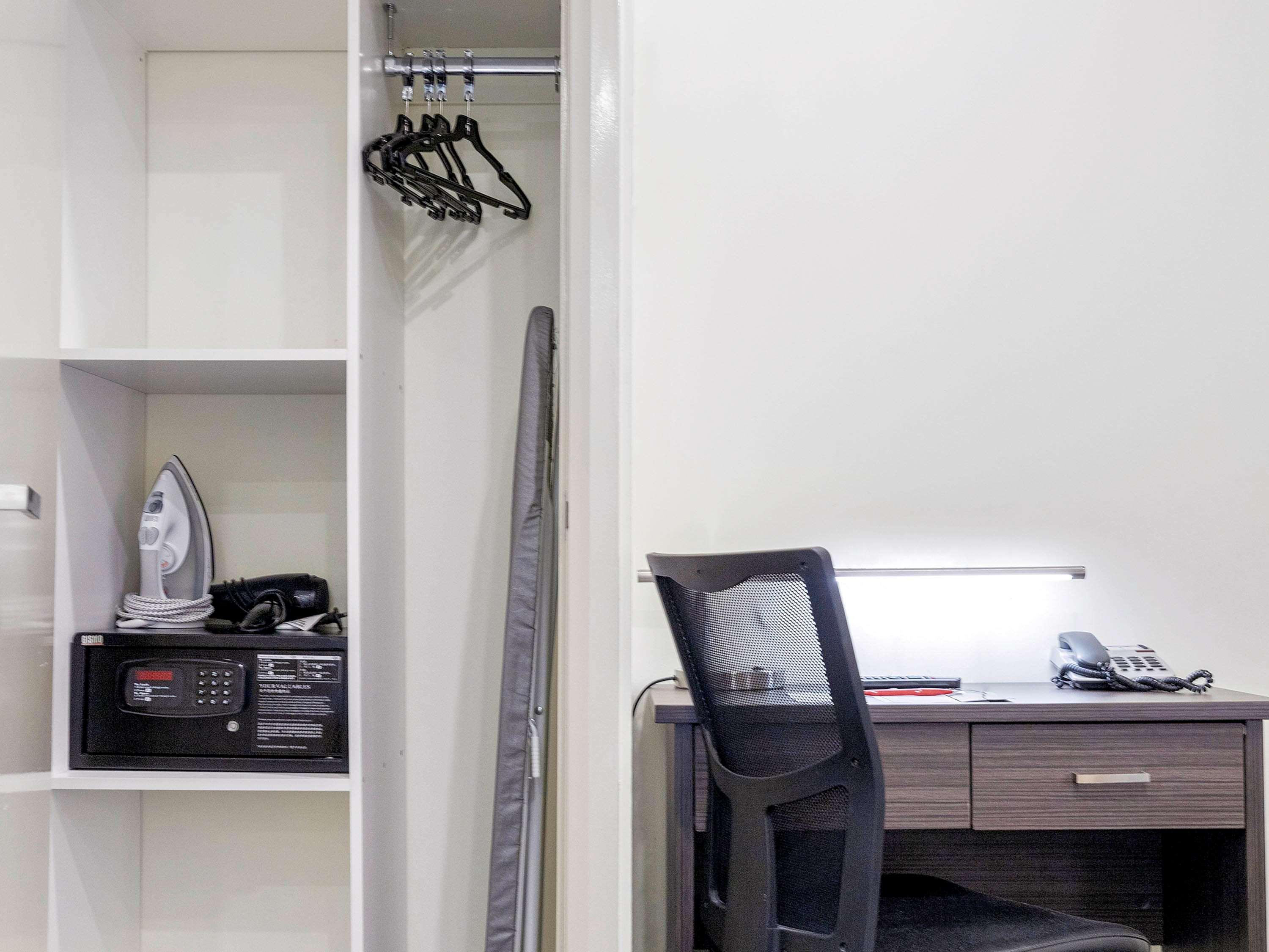 Double Superior Queen Bed