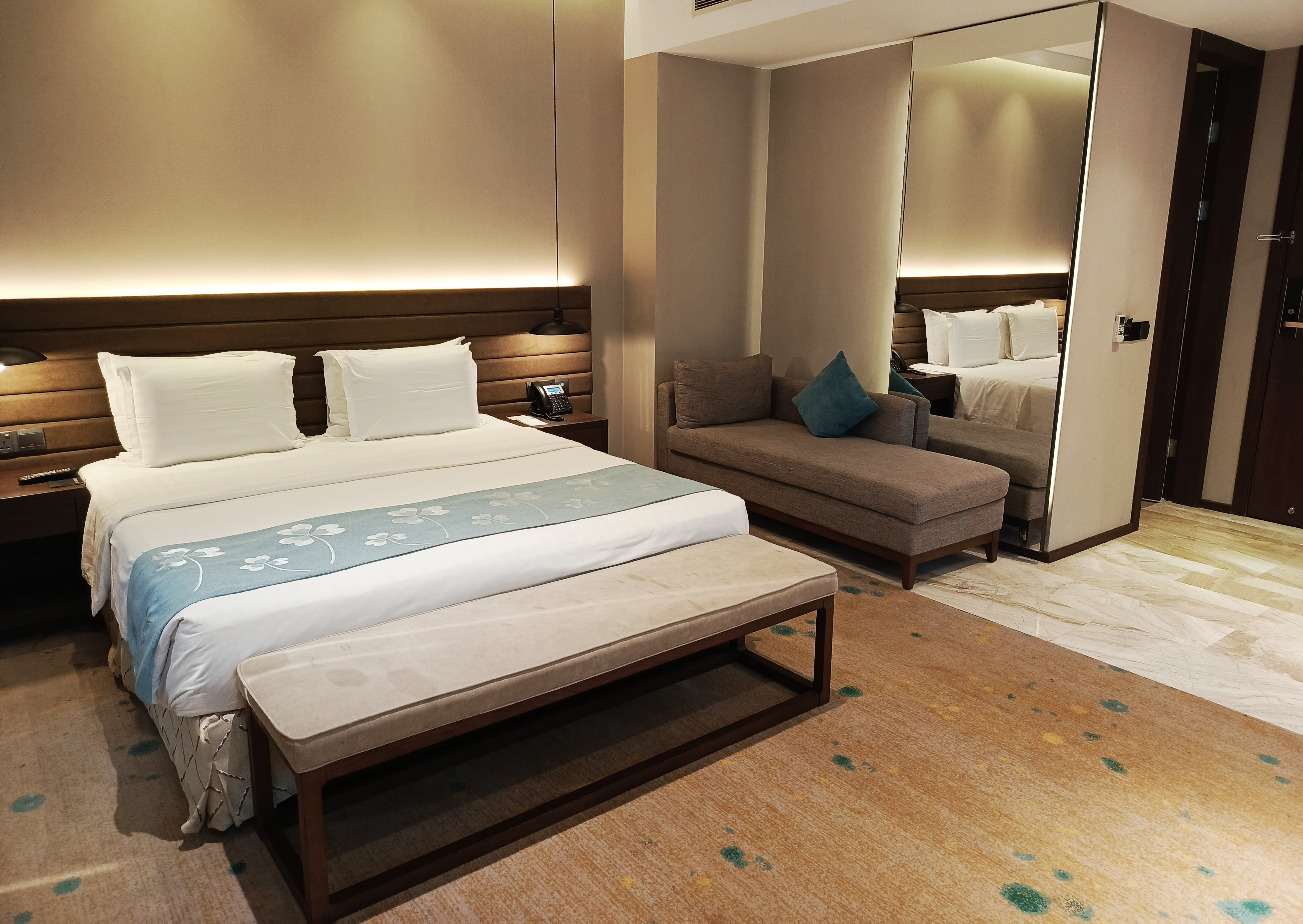 Double King Size Bed