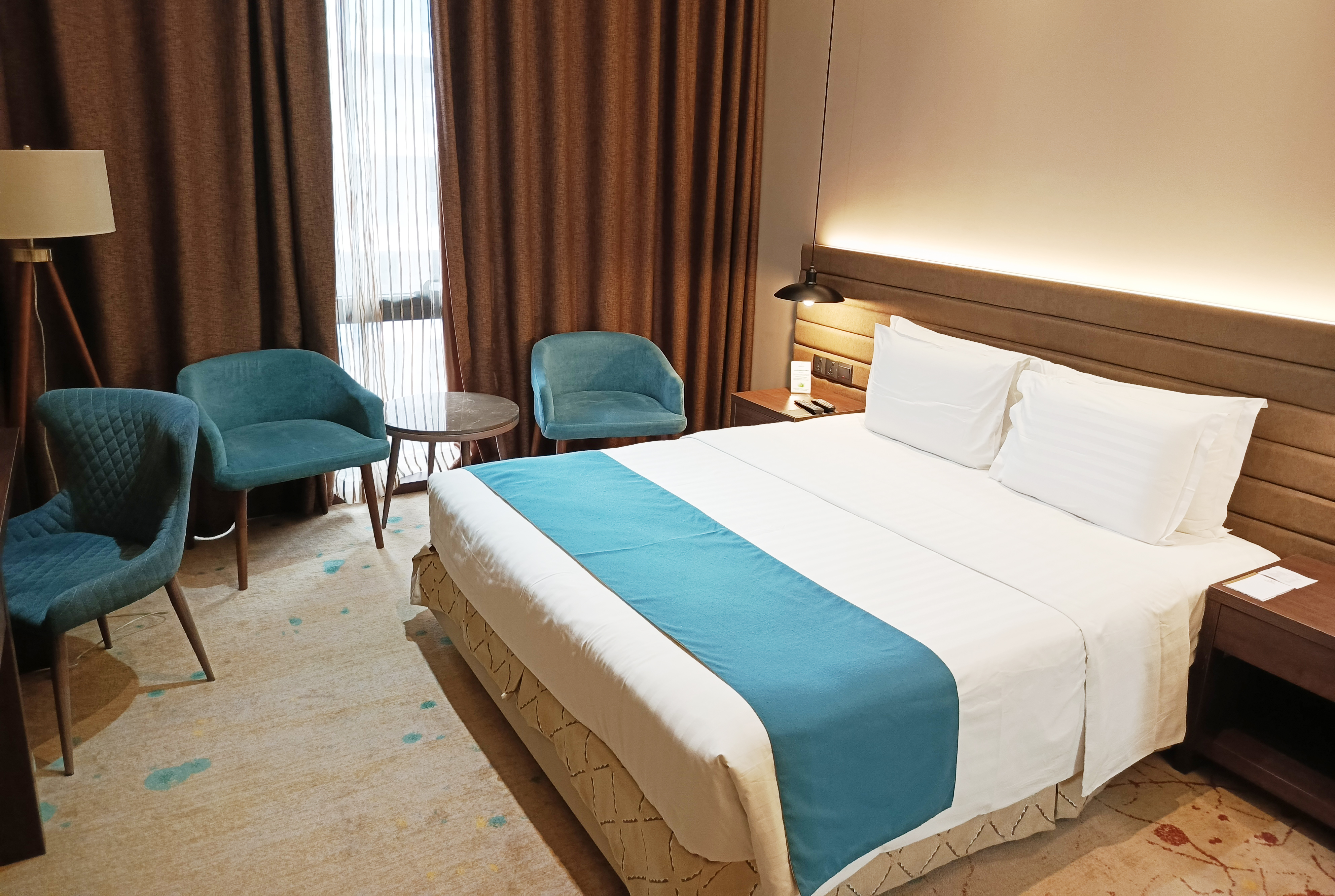 Double Deluxe Queen Bed