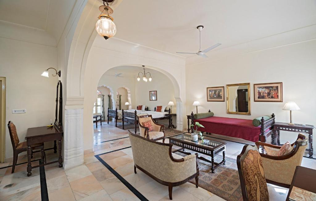 Double or Twin Deluxe