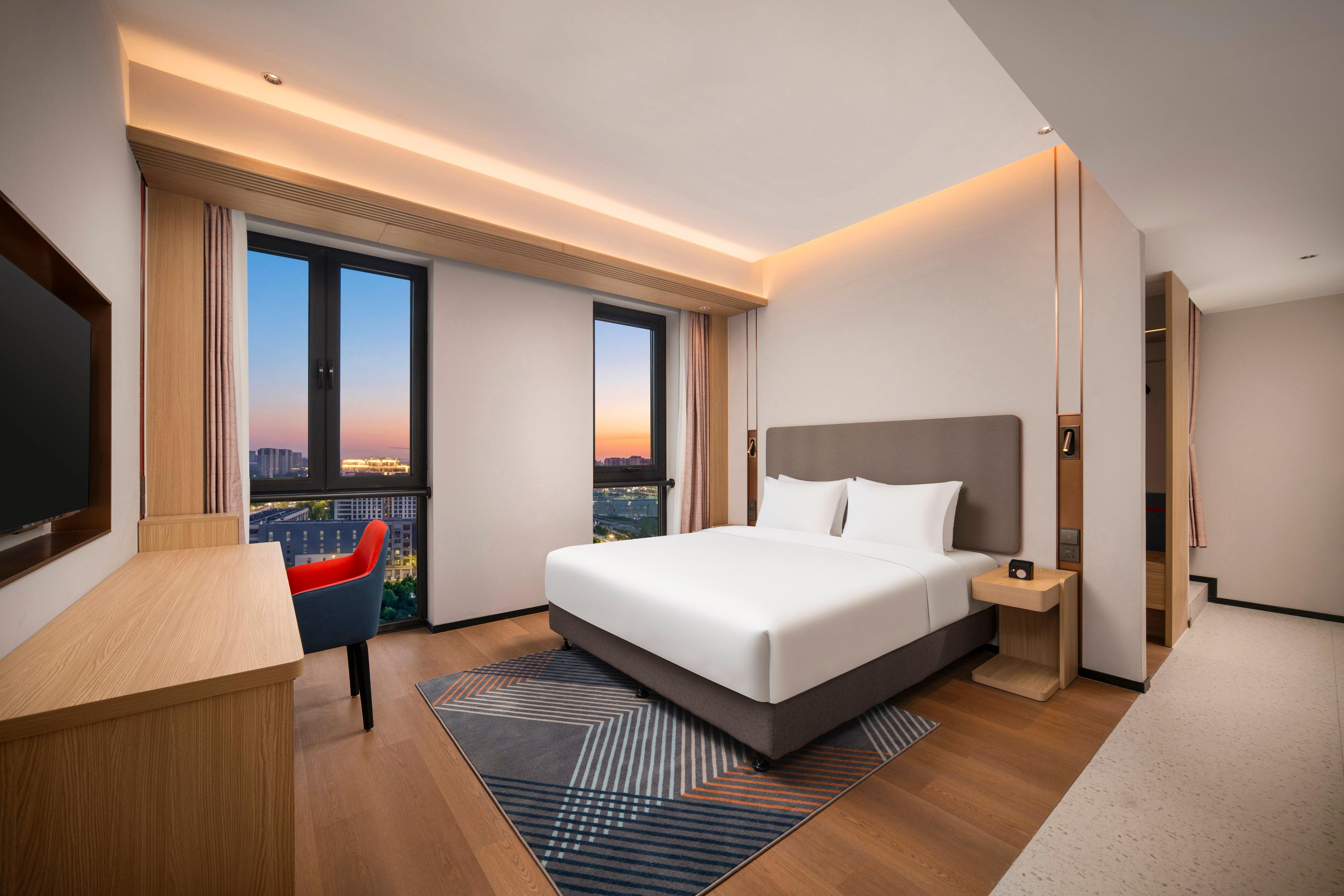 Suite King Bed One Bedroom 