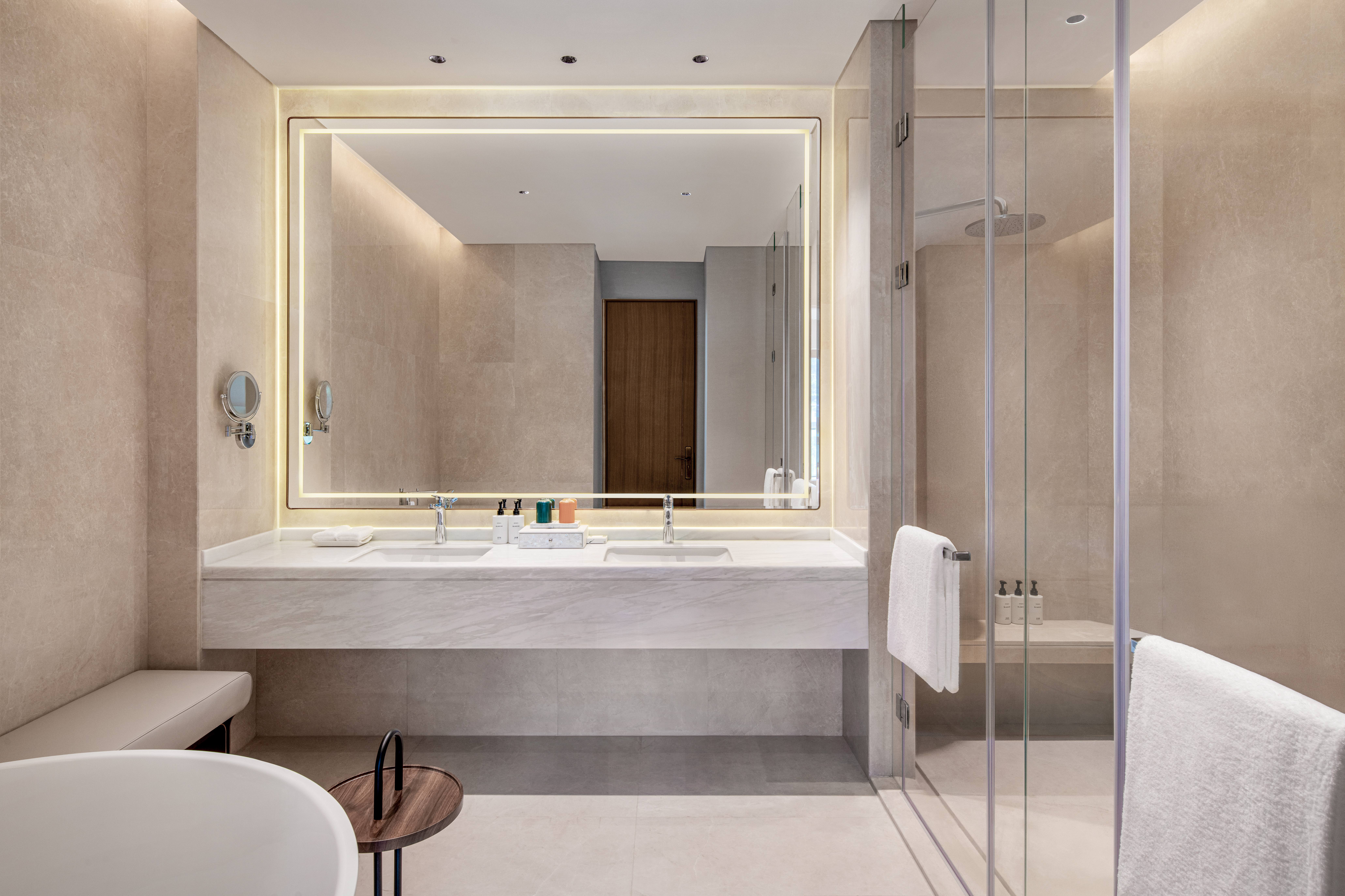 Suite King Bed One Bedroom 