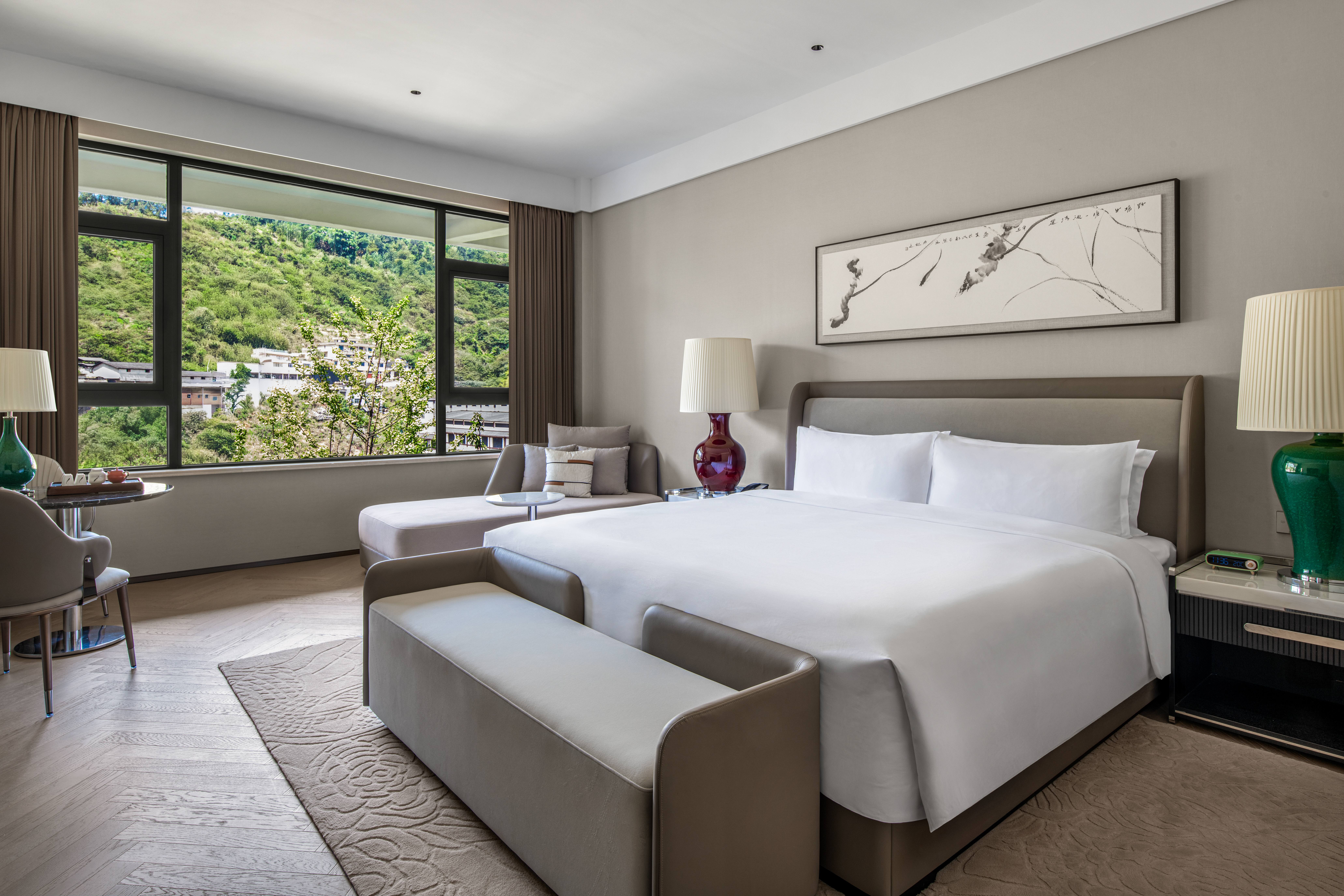 Double Premium with Views