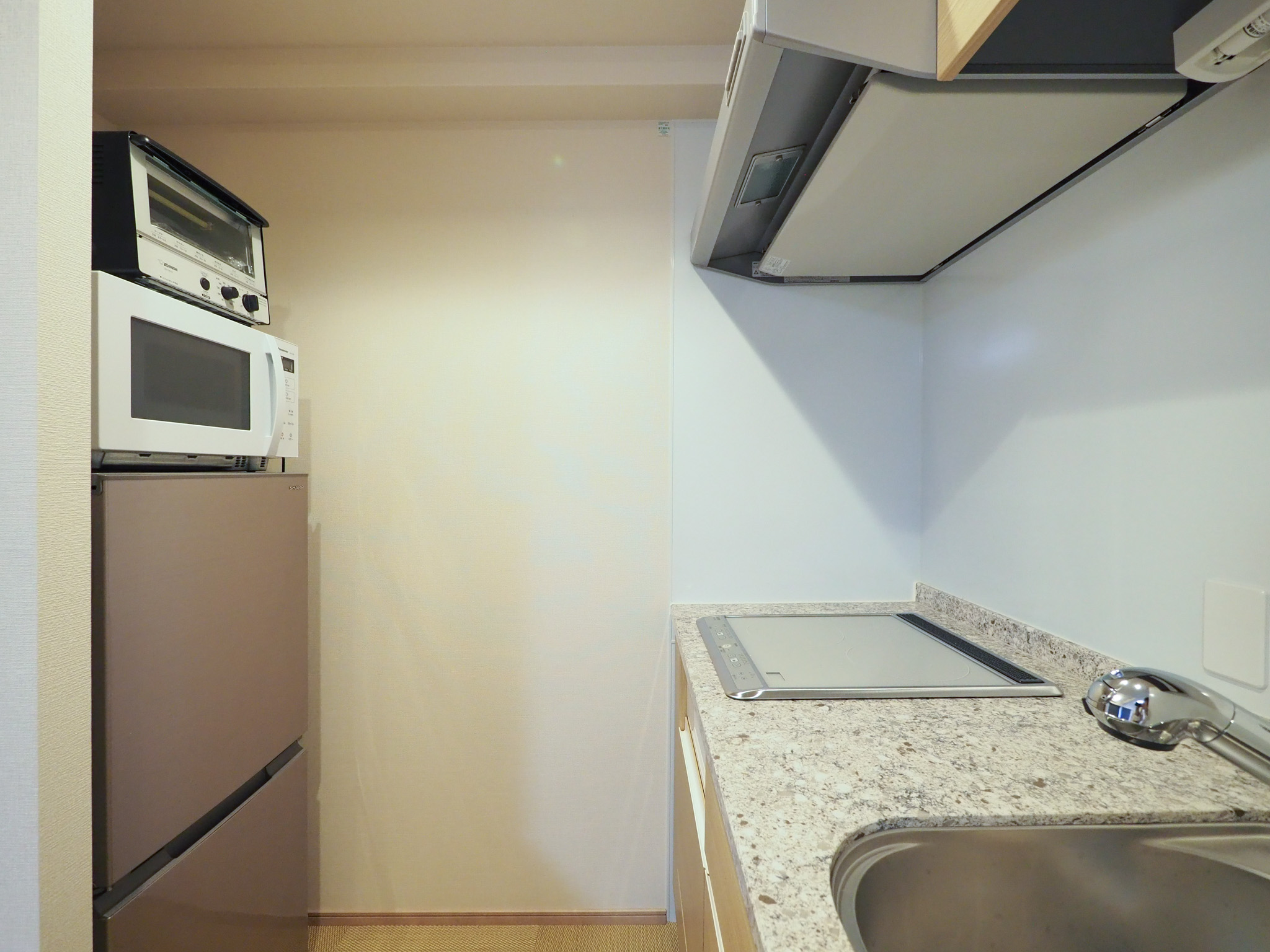 Twin with Kitchenette