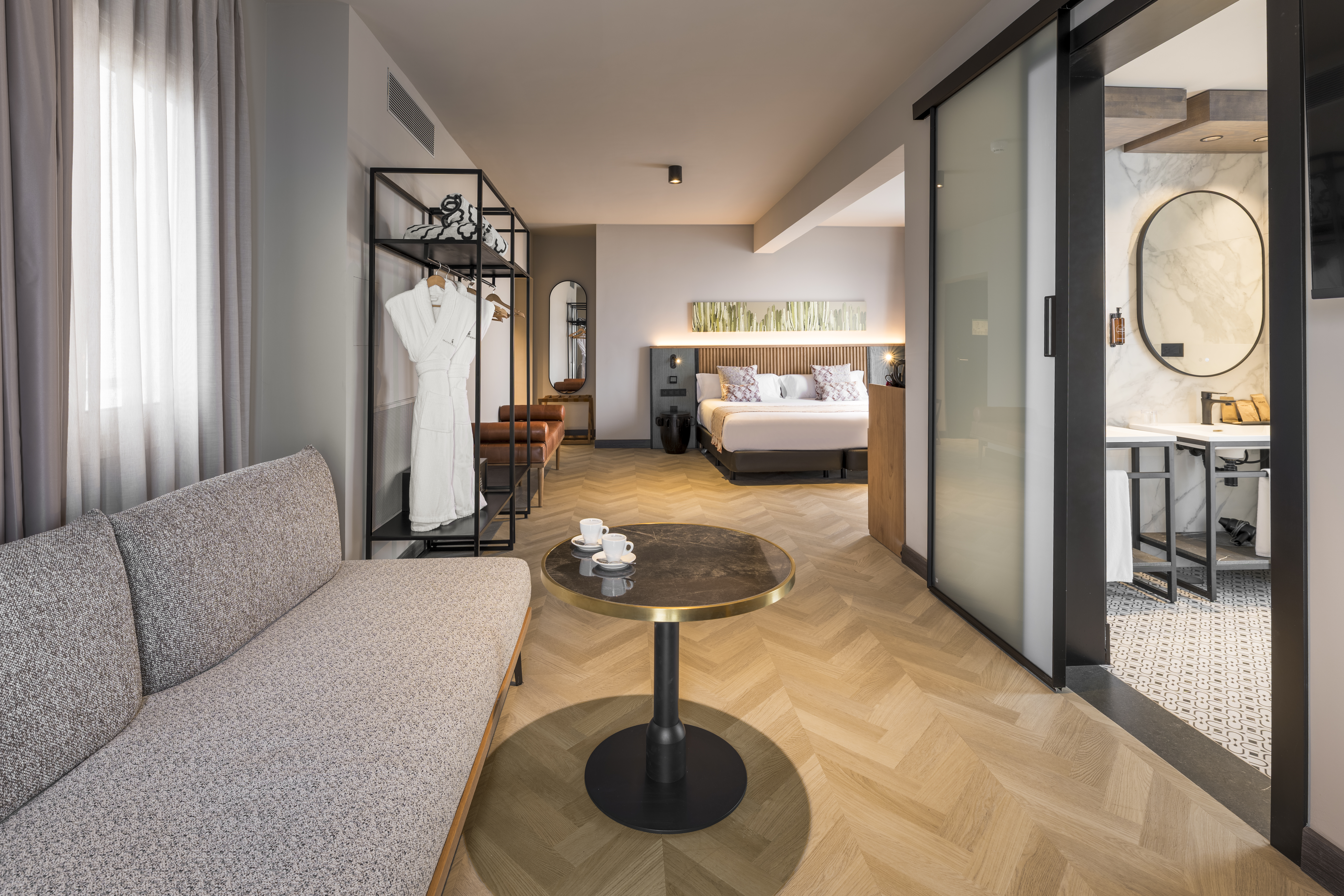 House Penthouse Deluxe