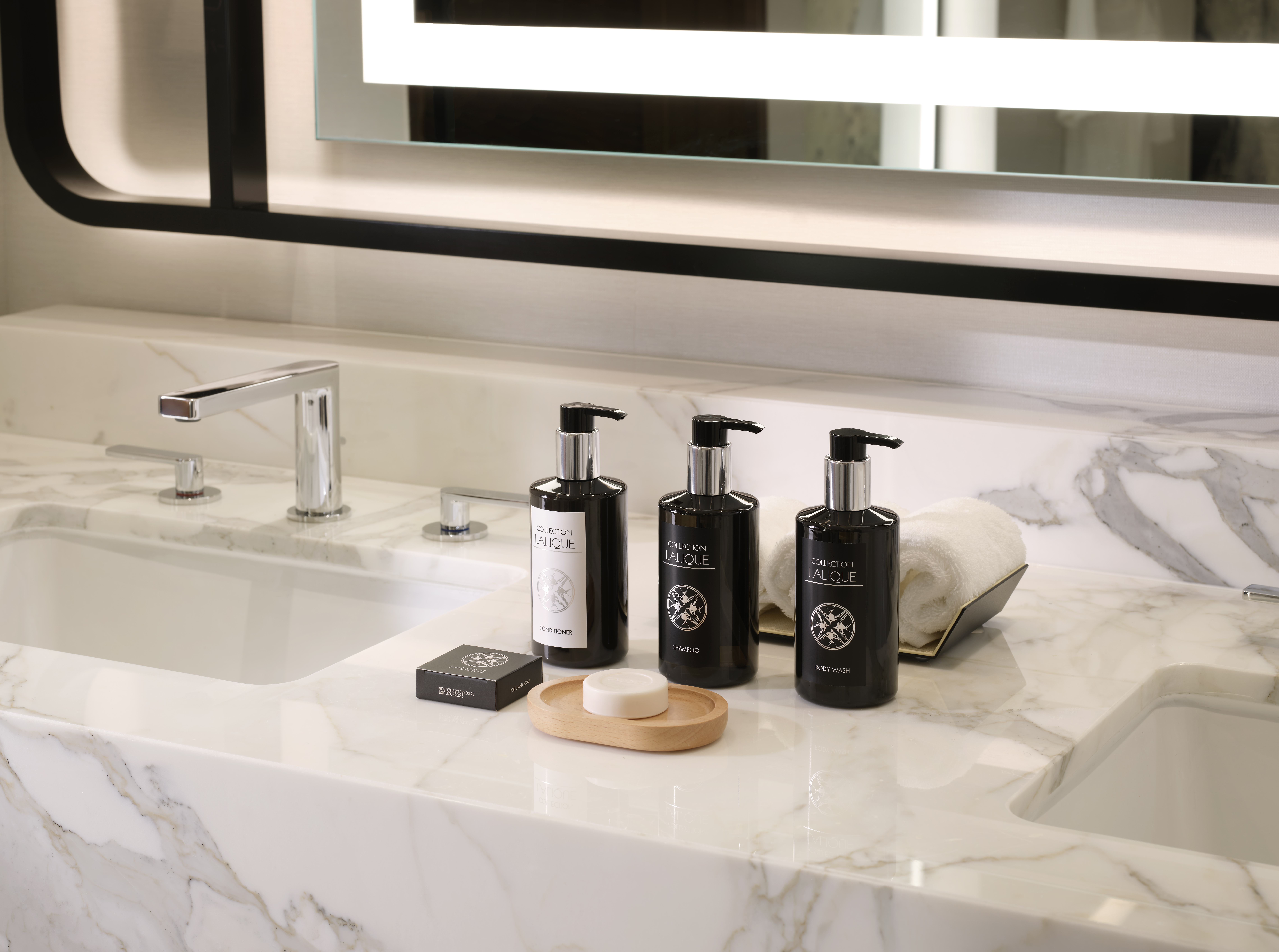 Double Accessible King Size Bed