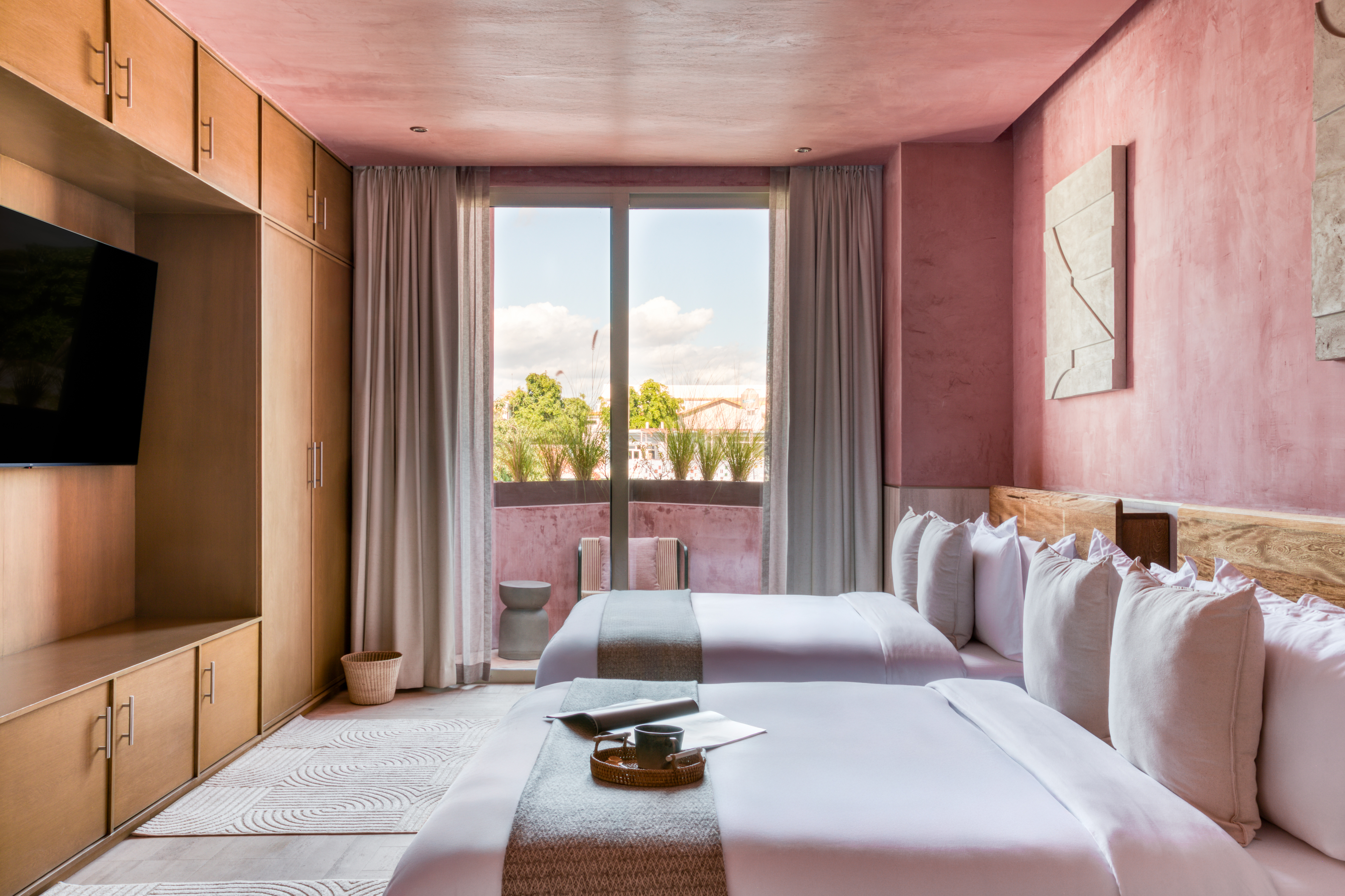 Suite Deluxe Two Beds