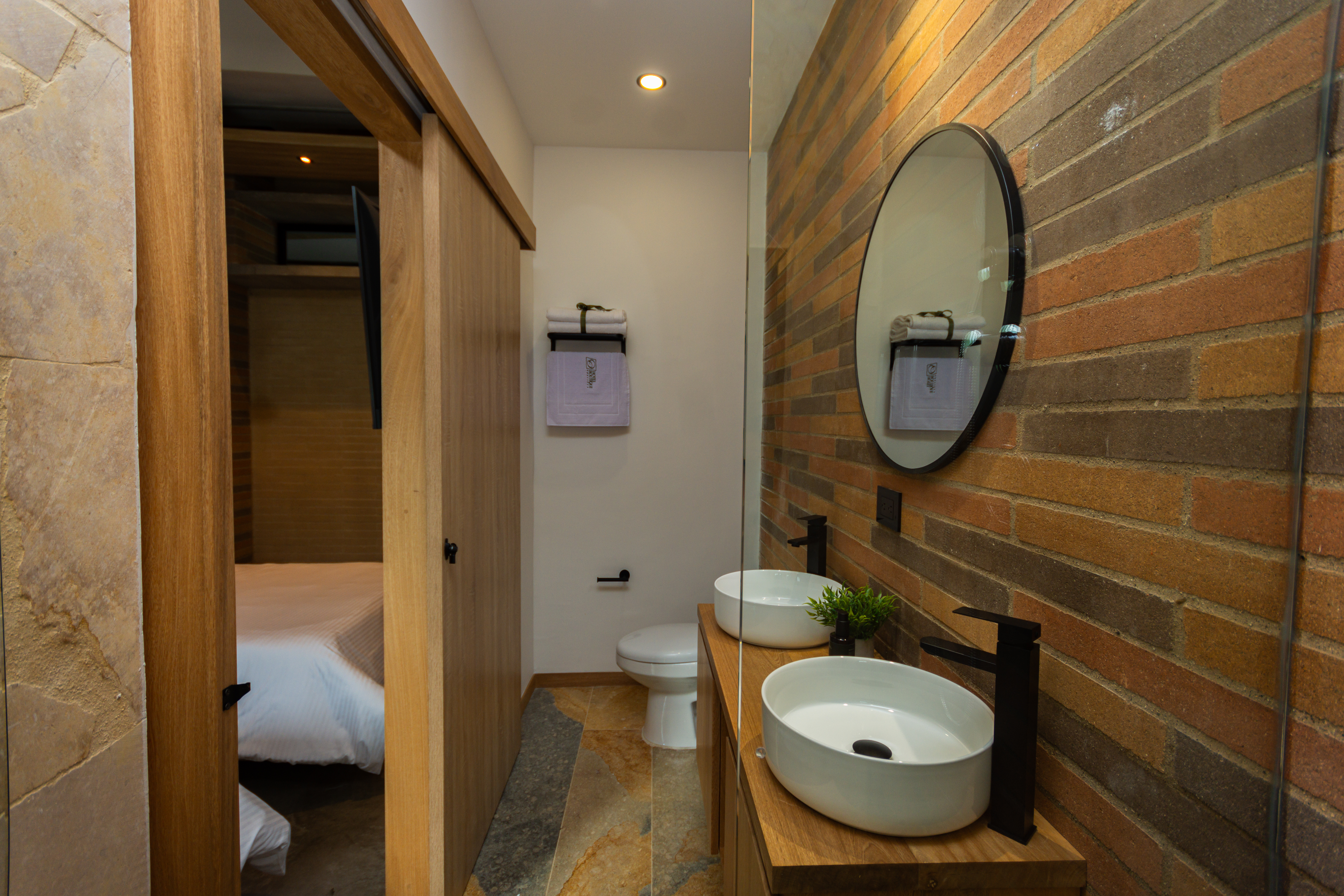 Twin Deluxe City View