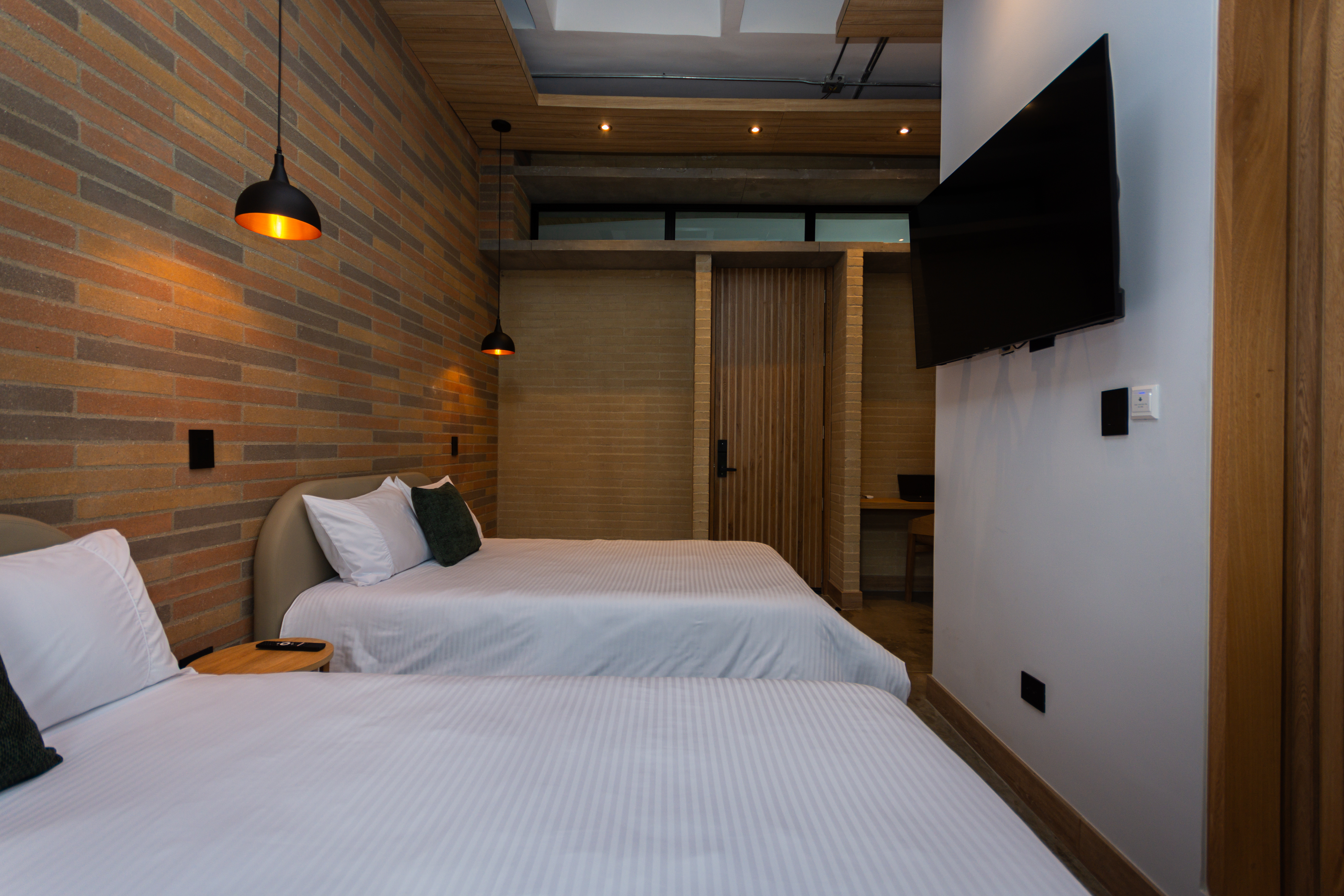 Twin Deluxe City View