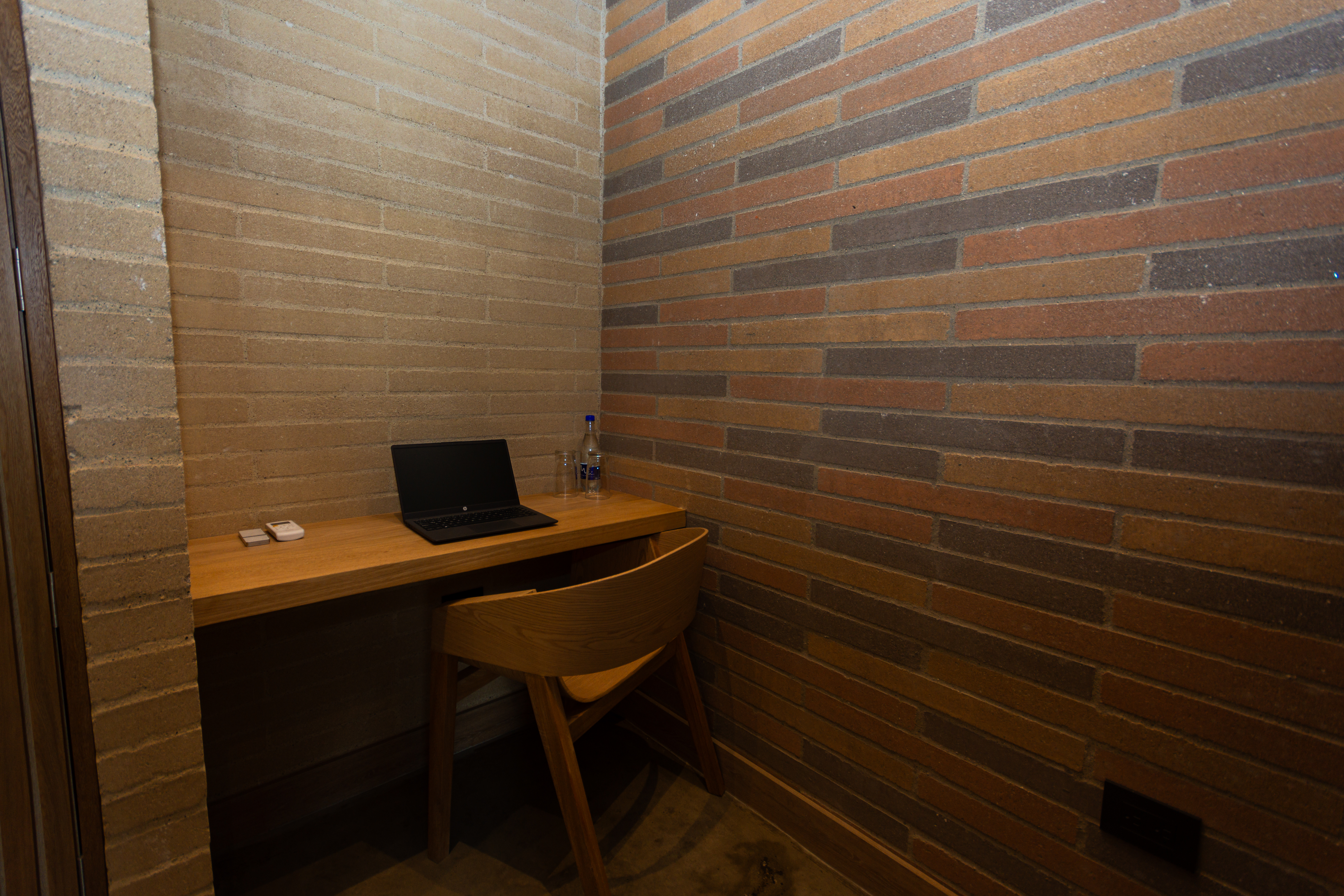 Twin Deluxe City View