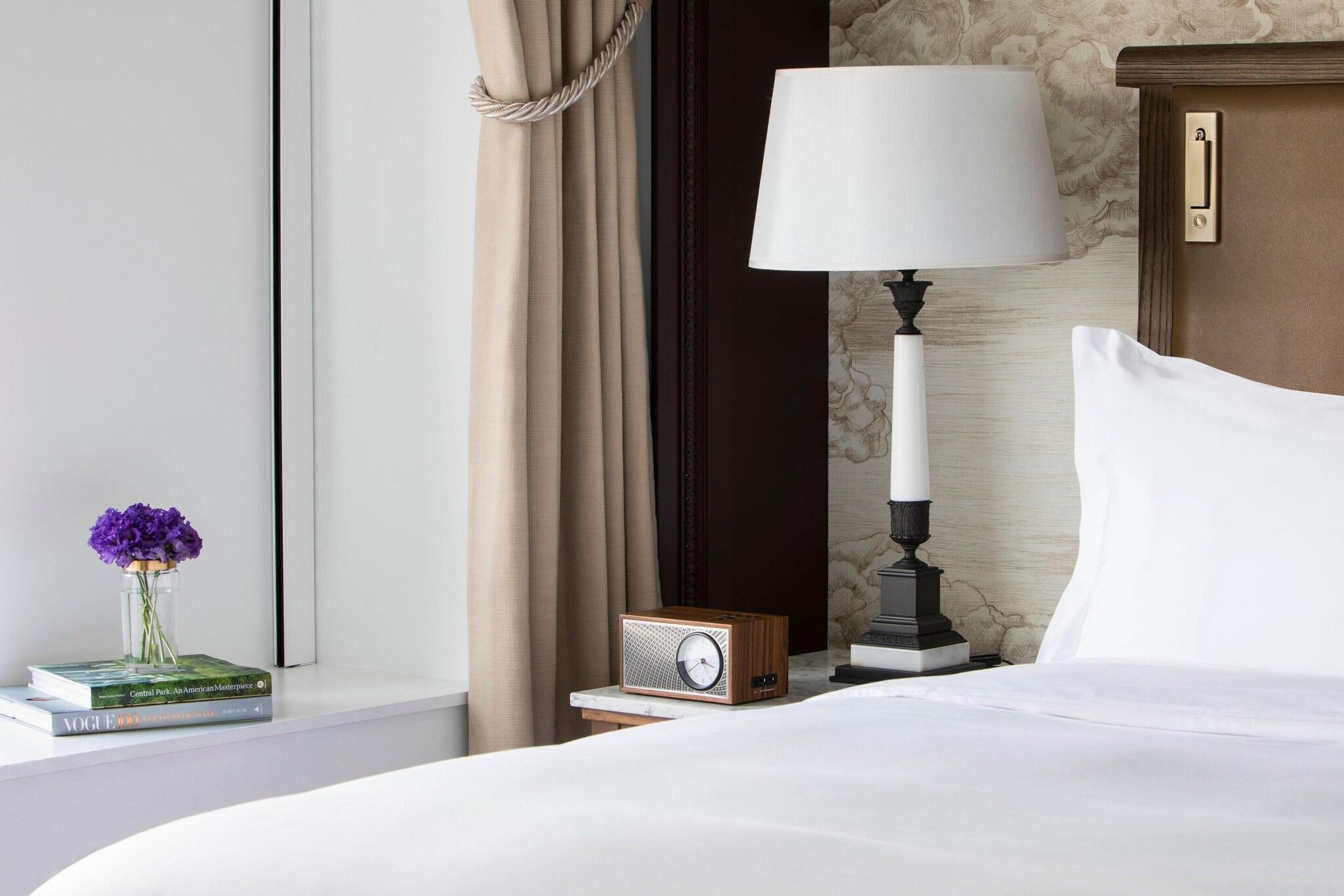 Double Guest Room King Bed