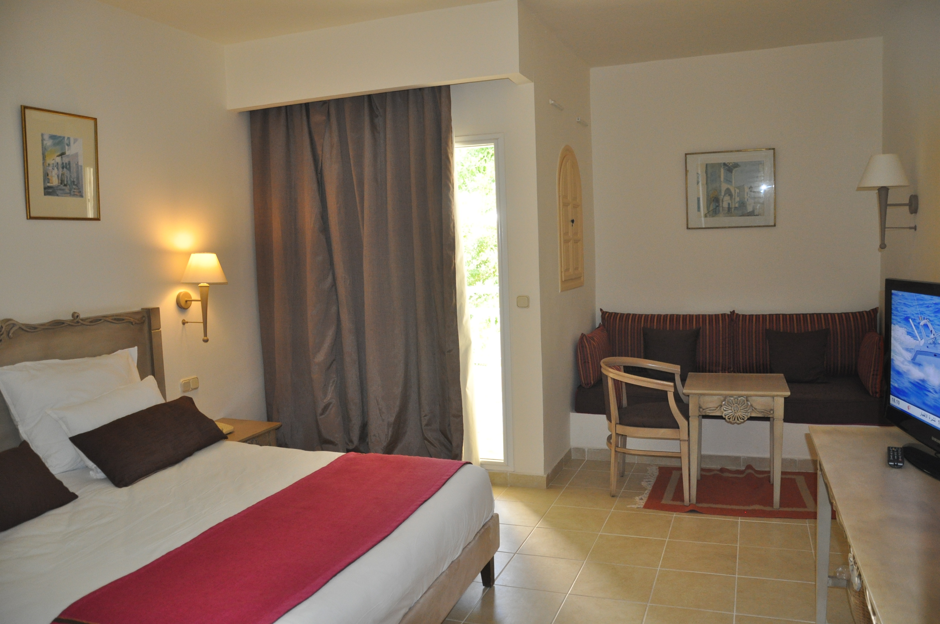 Double or Twin Standard