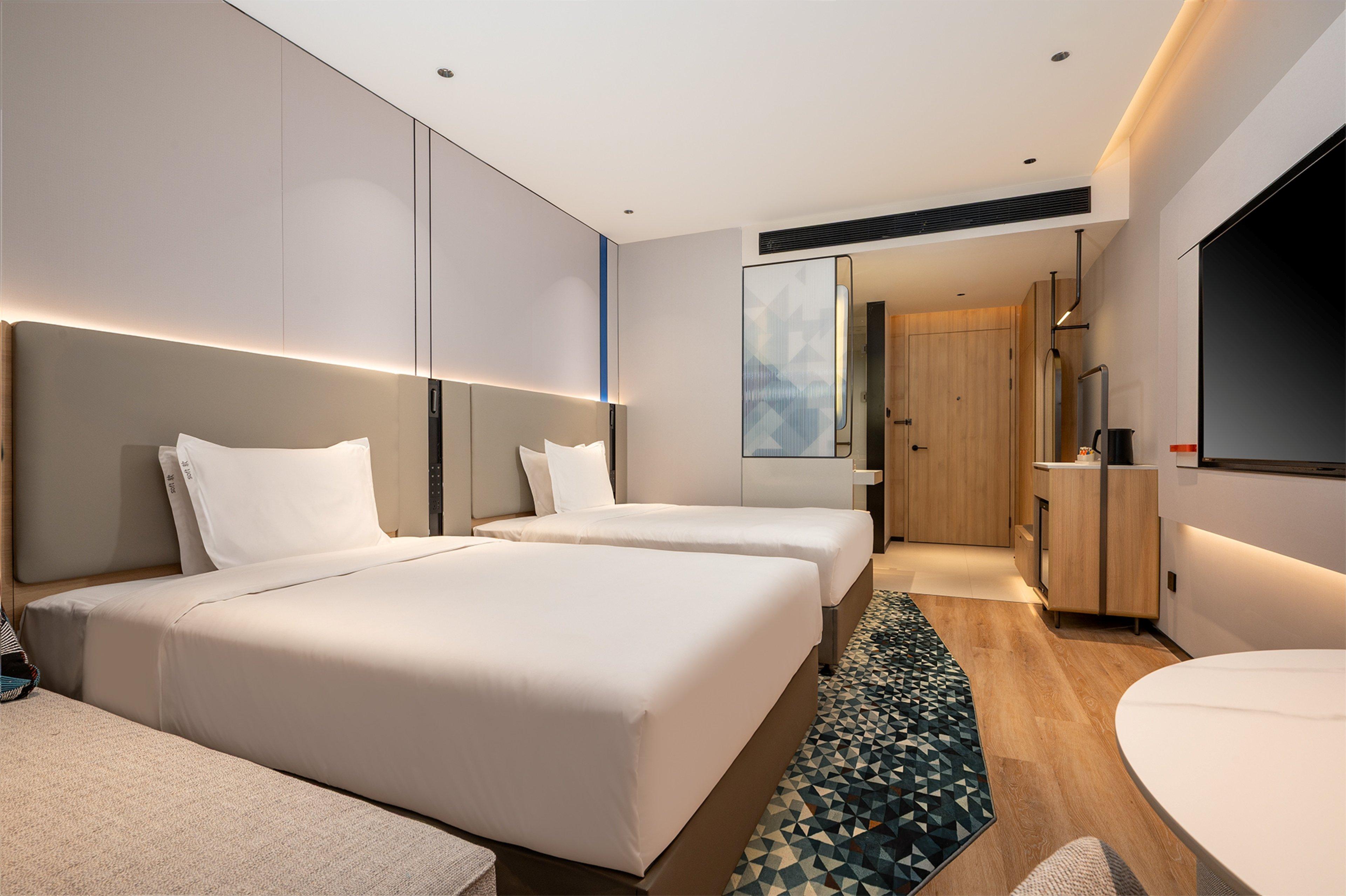 Quadruple Two Double Beds