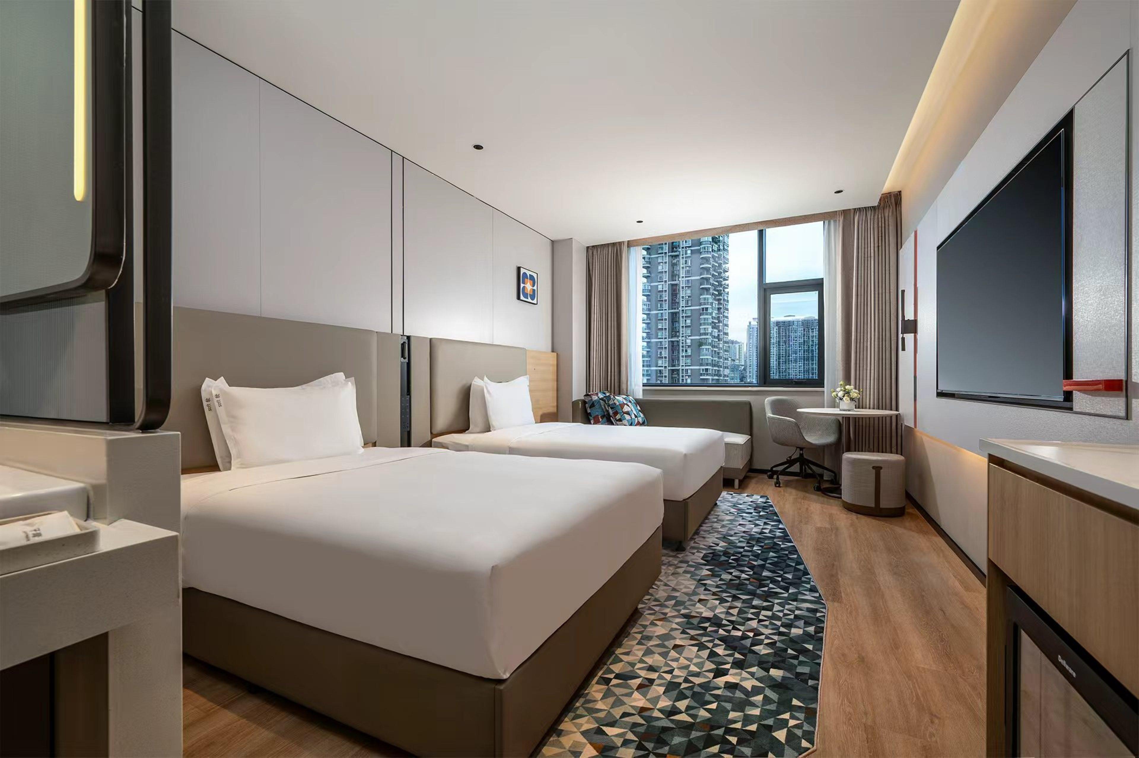 Quadruple Two Double Beds