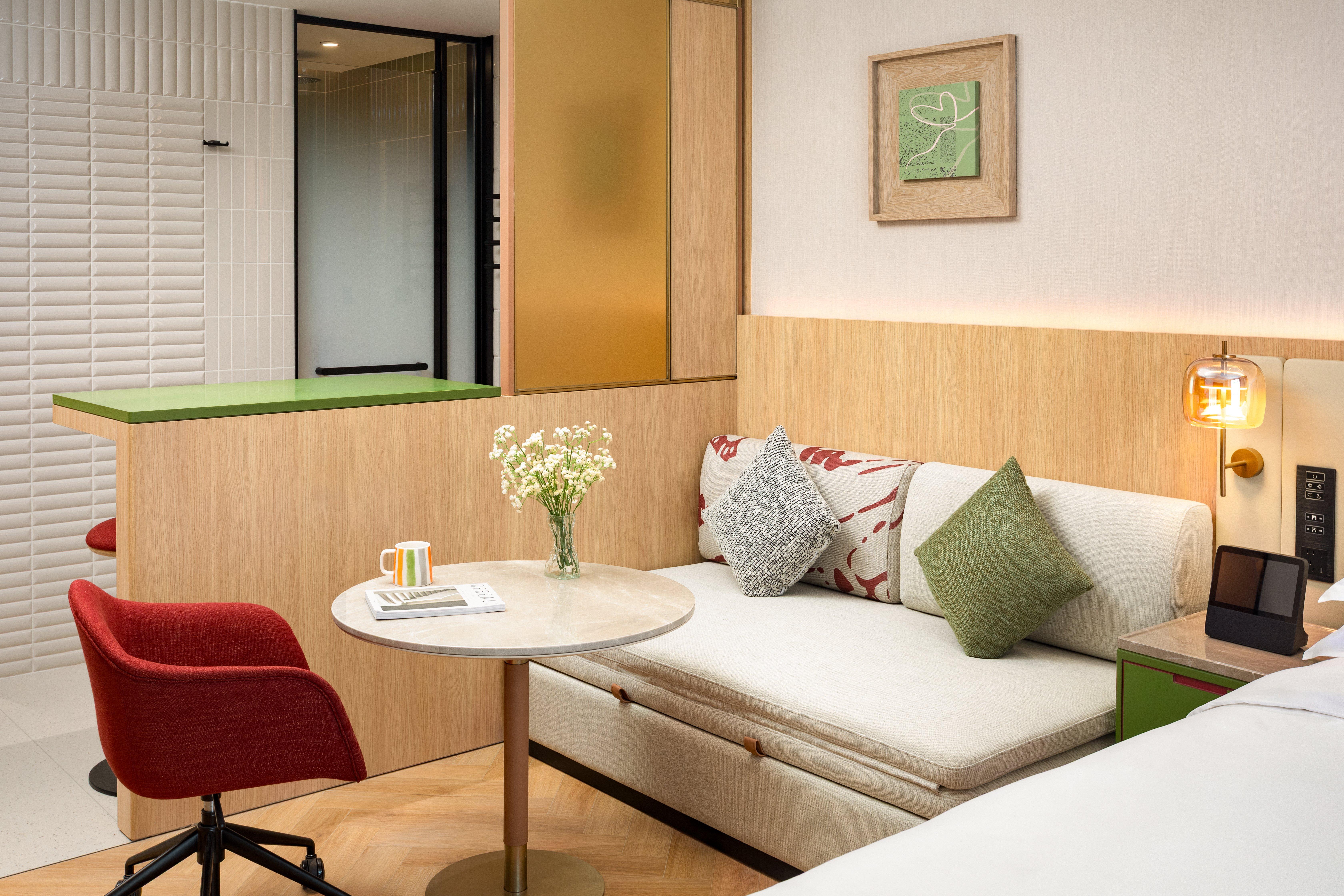 Double City View King Bed