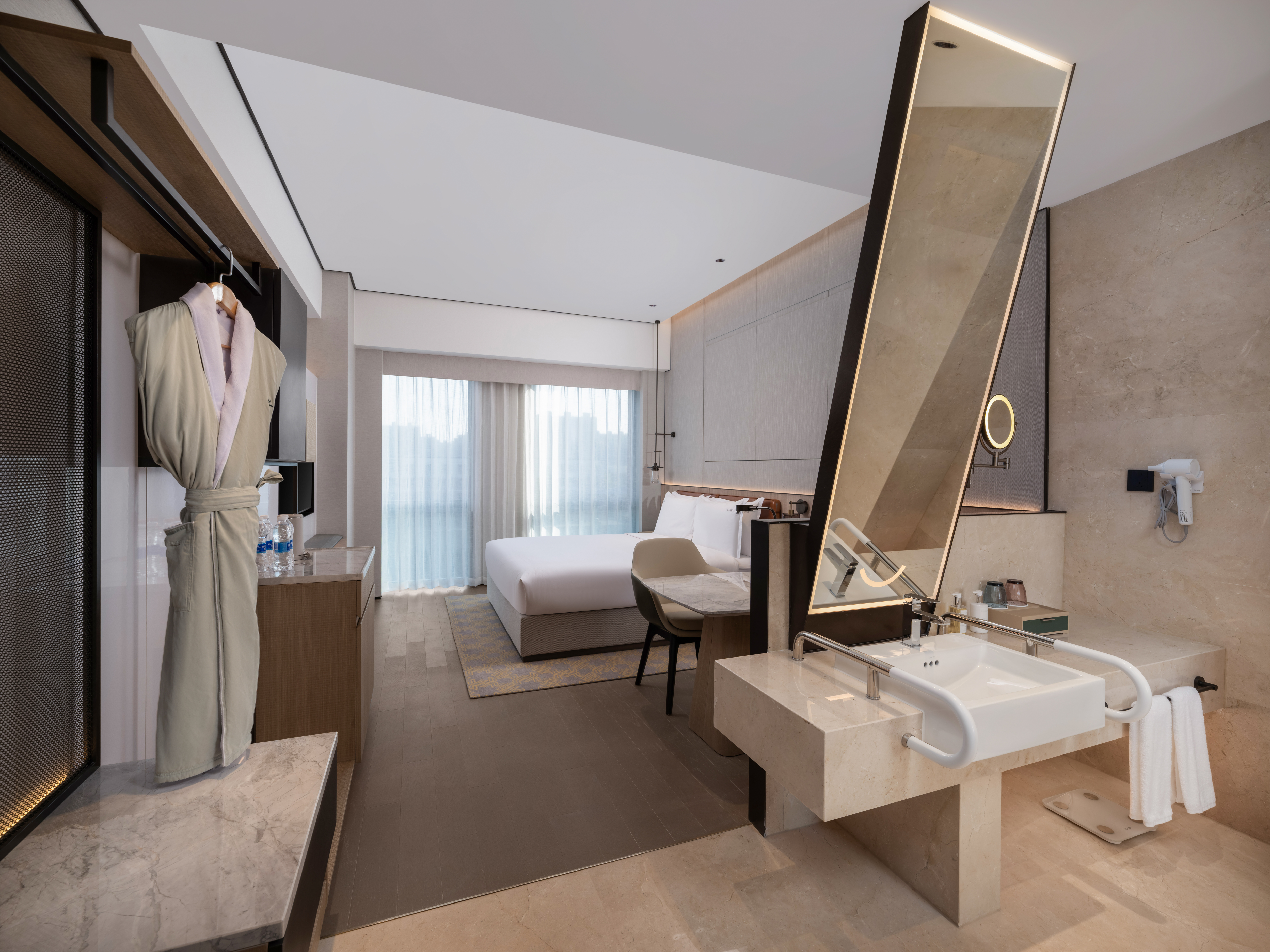 Double Accessible King Size Bed