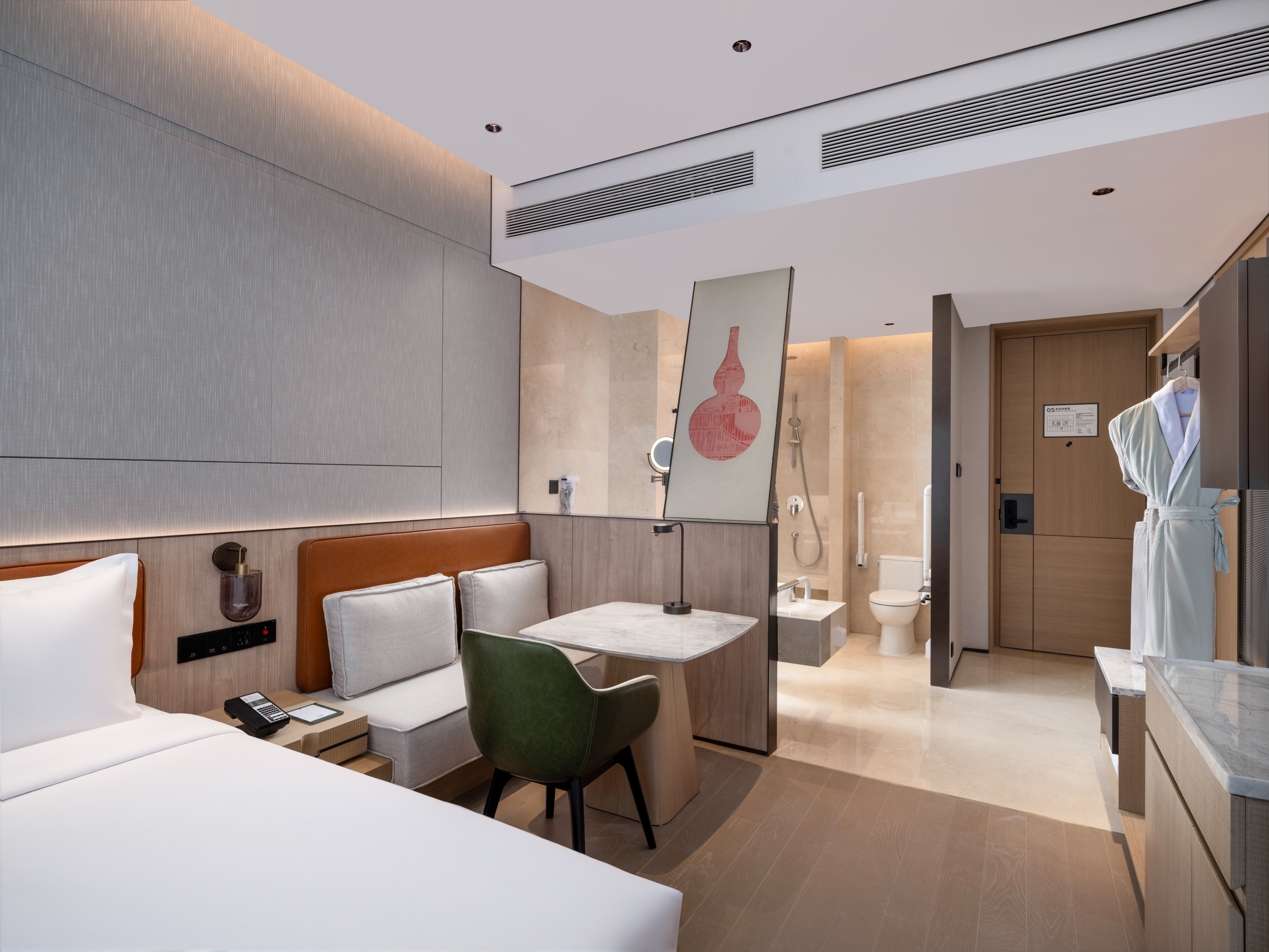 Double Accessible King Size Bed