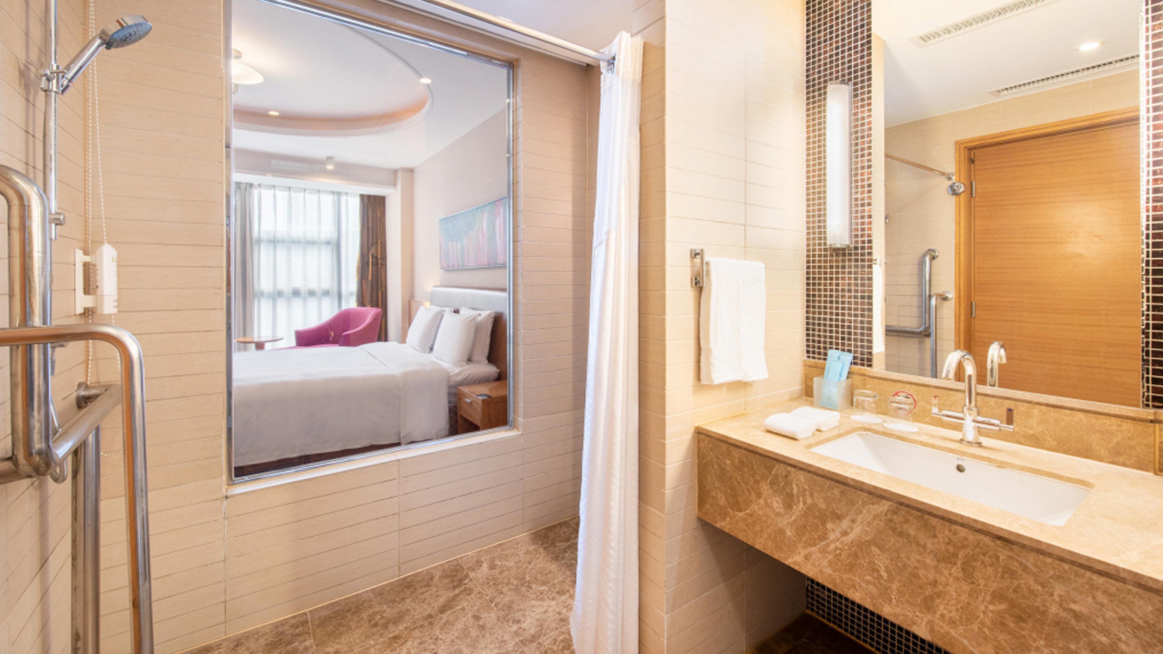 Double King Size Bed