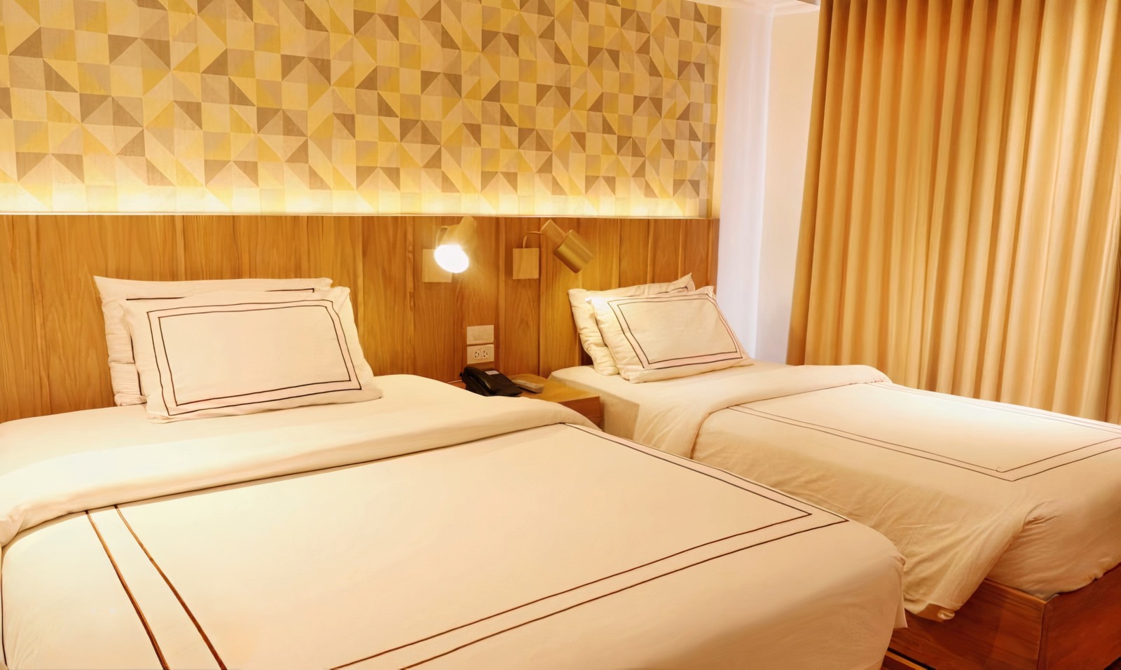 Double or Twin Deluxe